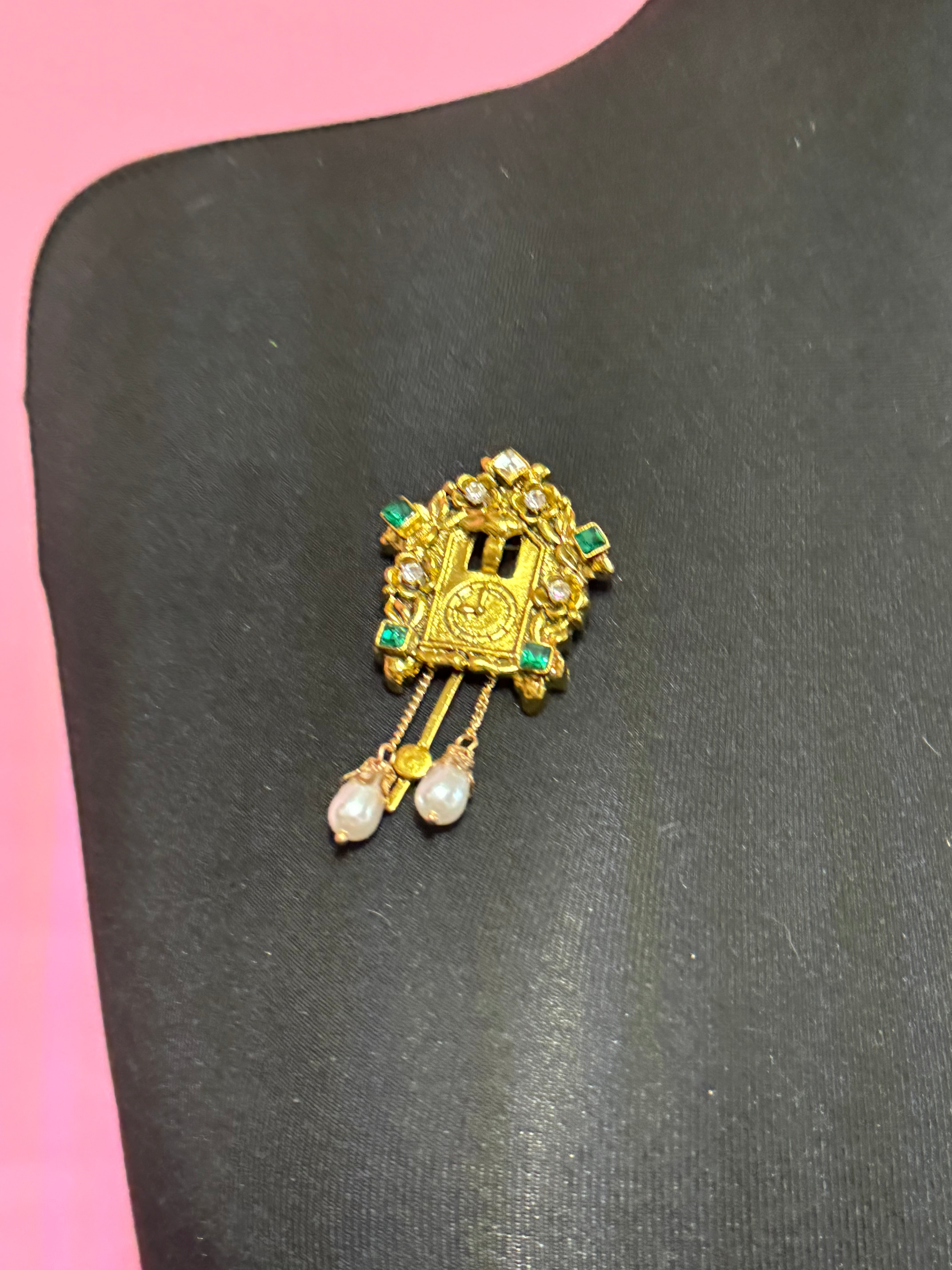 Combination novelty cuckoo clock brooch and pendant gold
