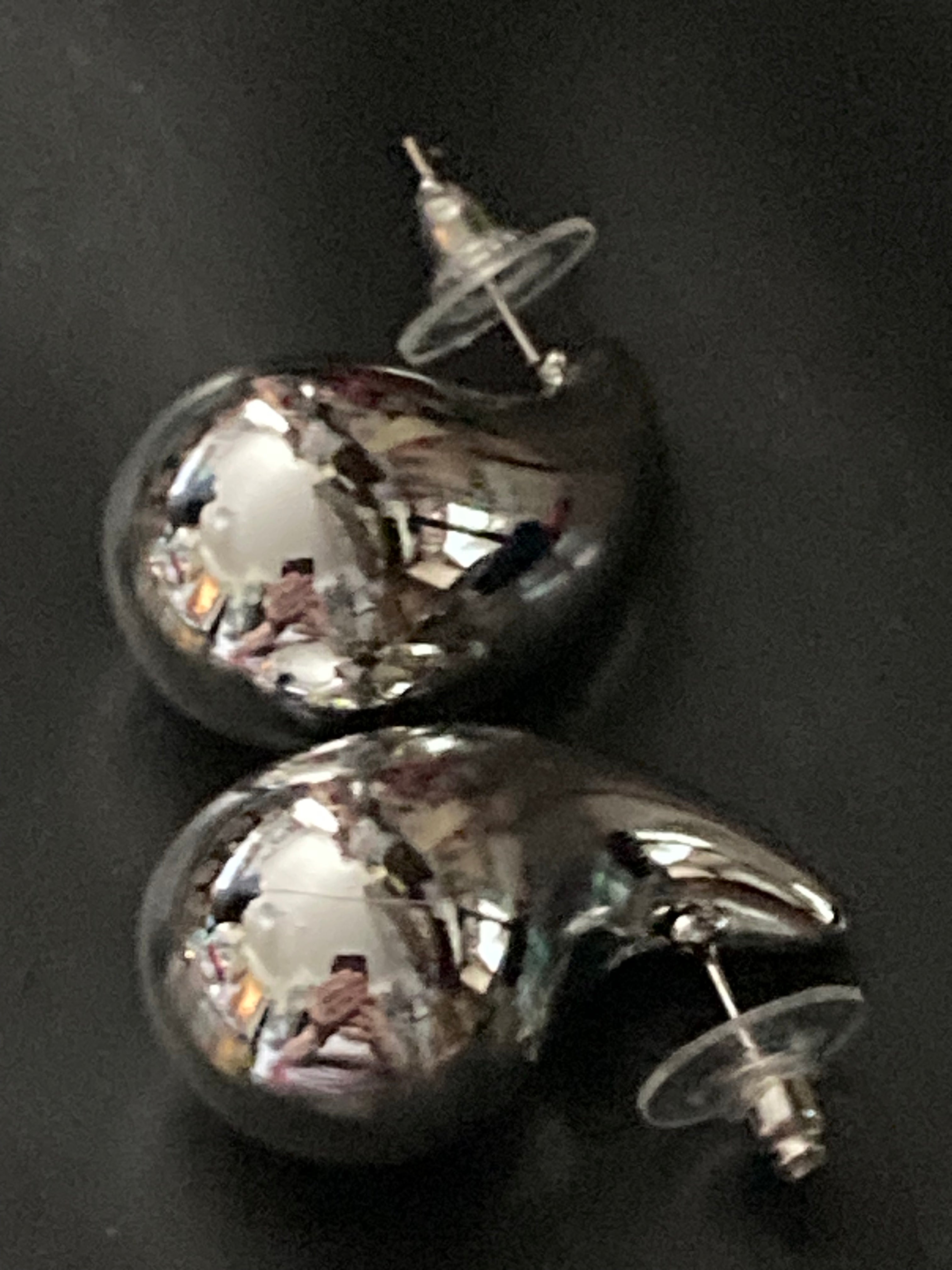 Silver tone oversized high sheen dome earrings comma teardrop shaped