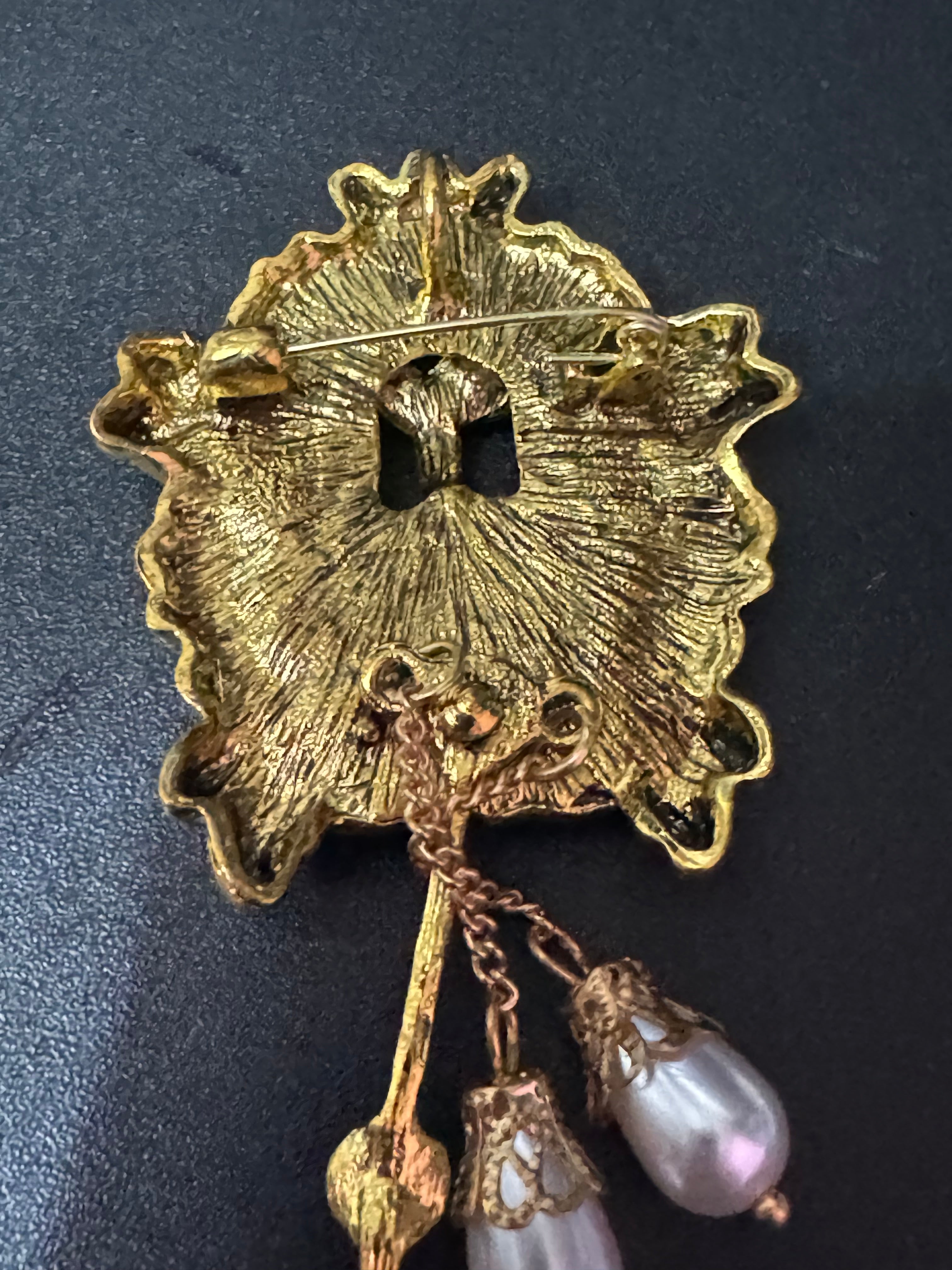 Combination novelty cuckoo clock brooch and pendant gold