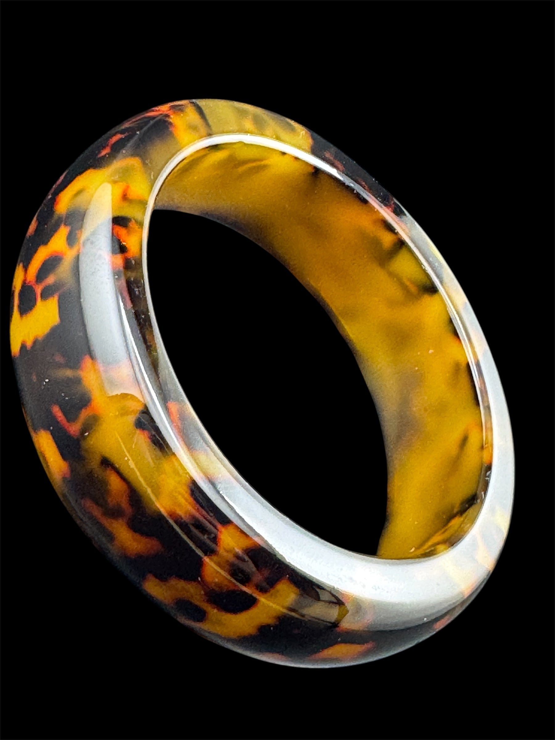 Wide acrylic brown faux tortoiseshell bangle bracelet, leopard print