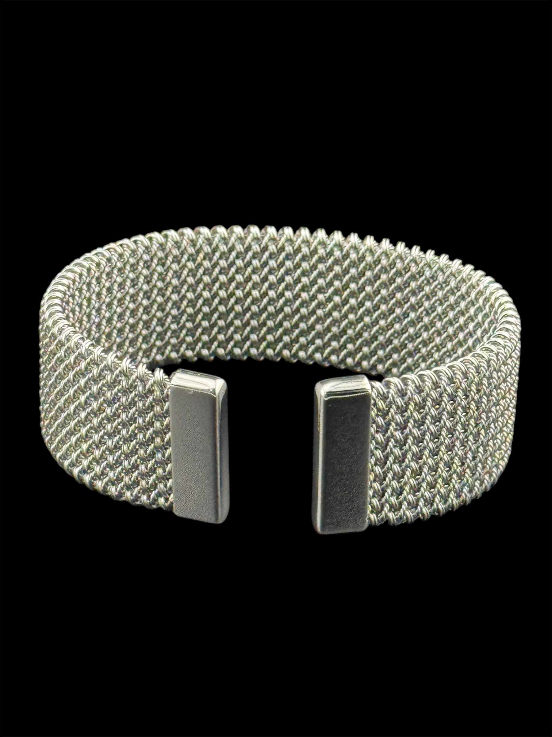Wide silver toned mesh link open bangle bracelet vintage style