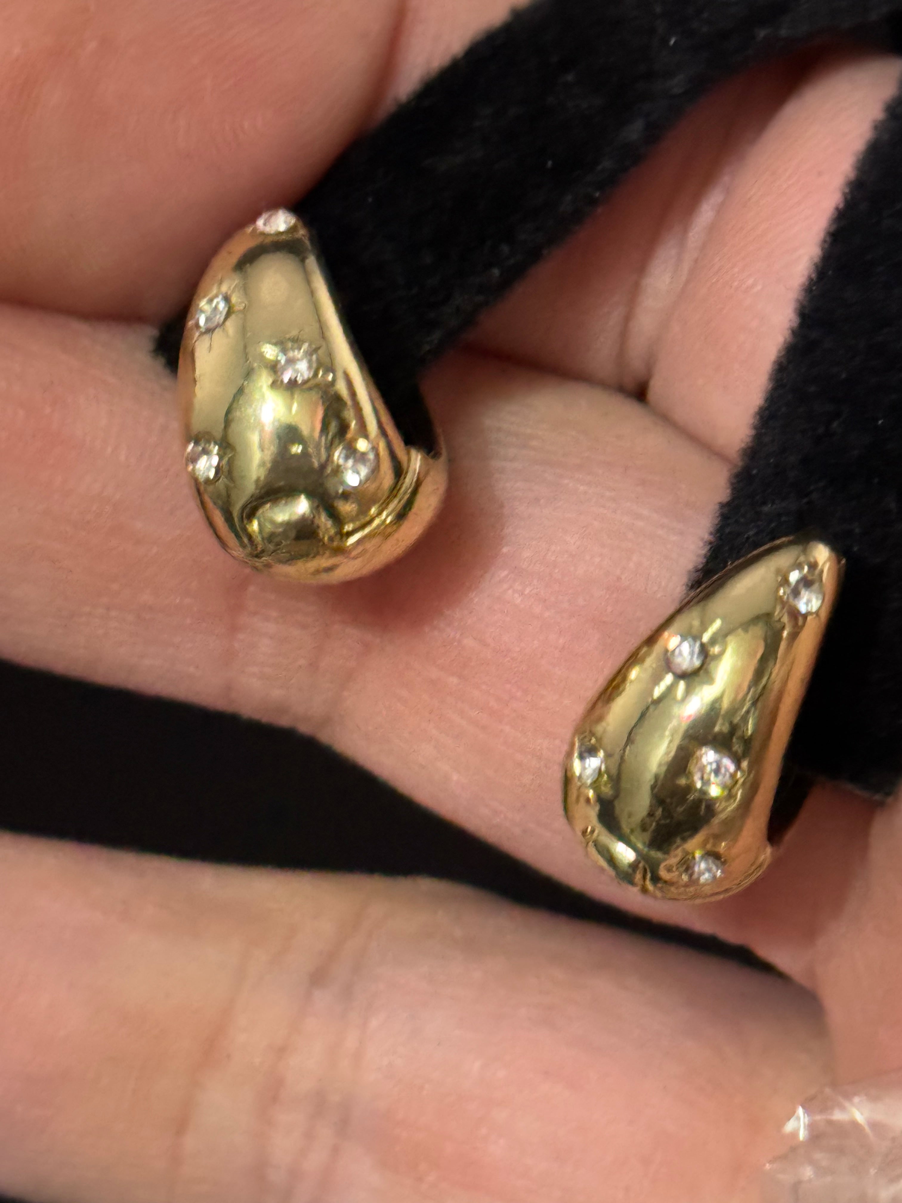 Clear diamante star cut CZ diamanté small wide hoop earrings