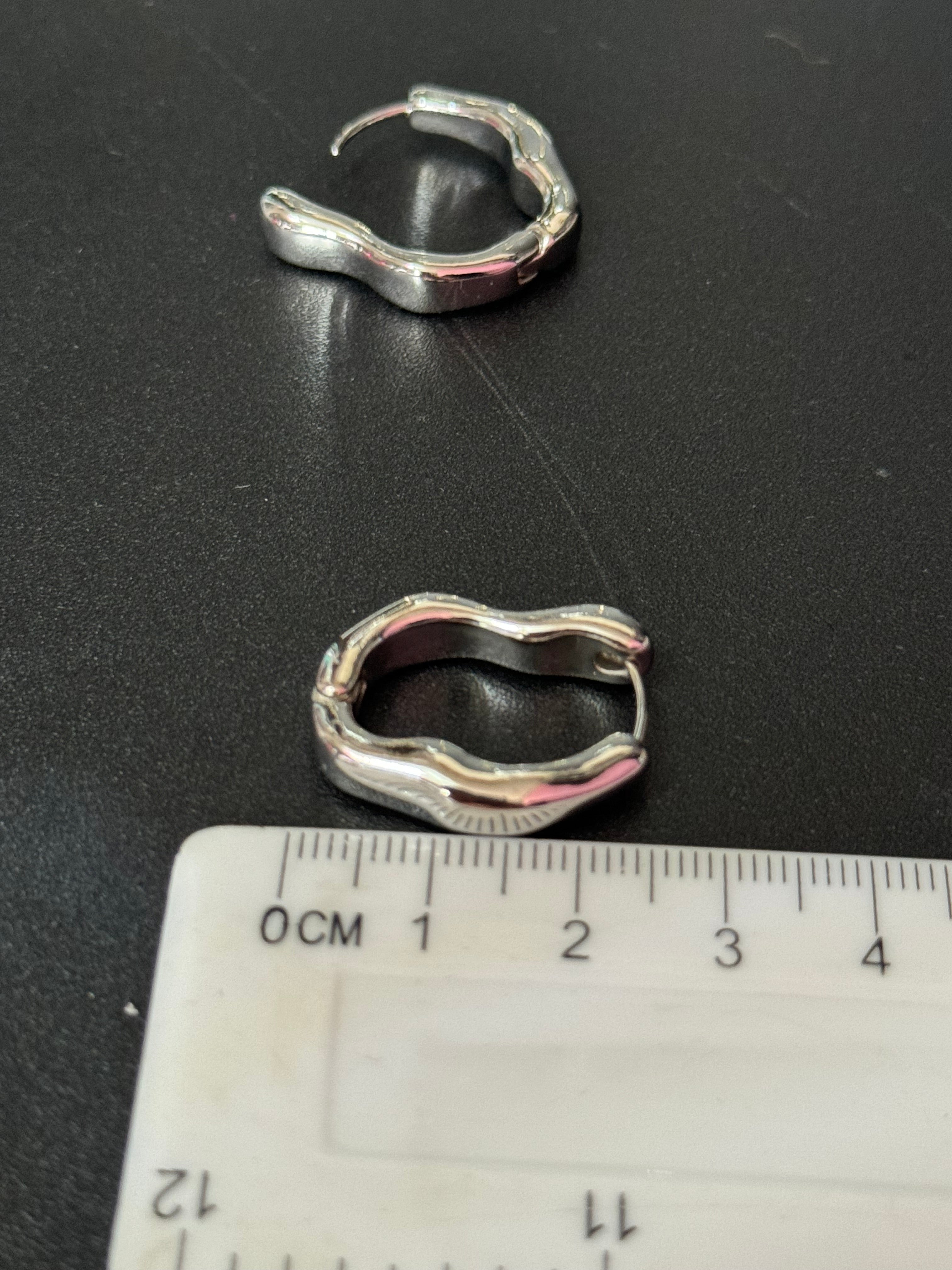 Silver Modernist abstract metal snap on hinged hoop earrings