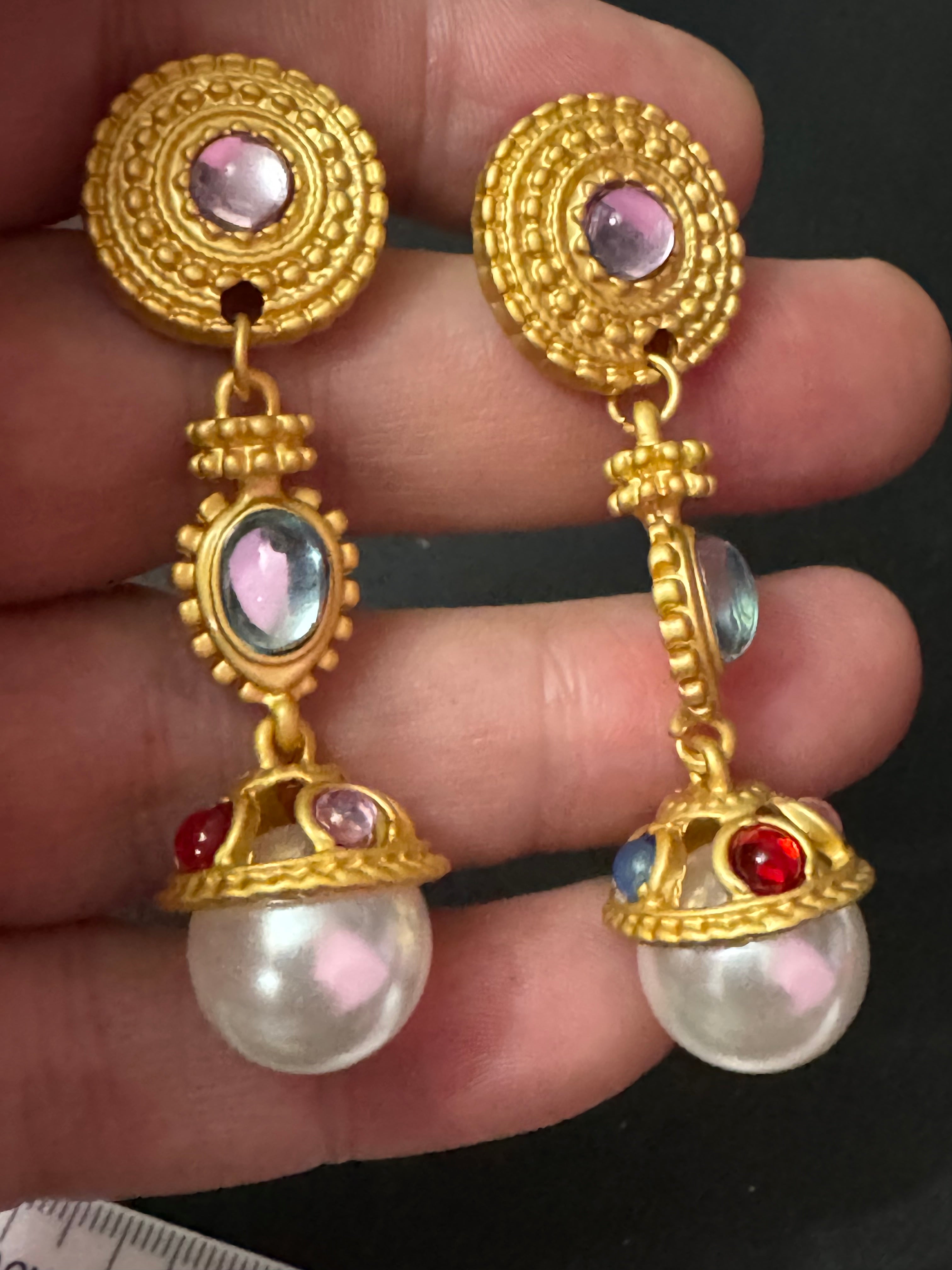 Matt gold Etruscan Gripoix style cabochon drop earrings