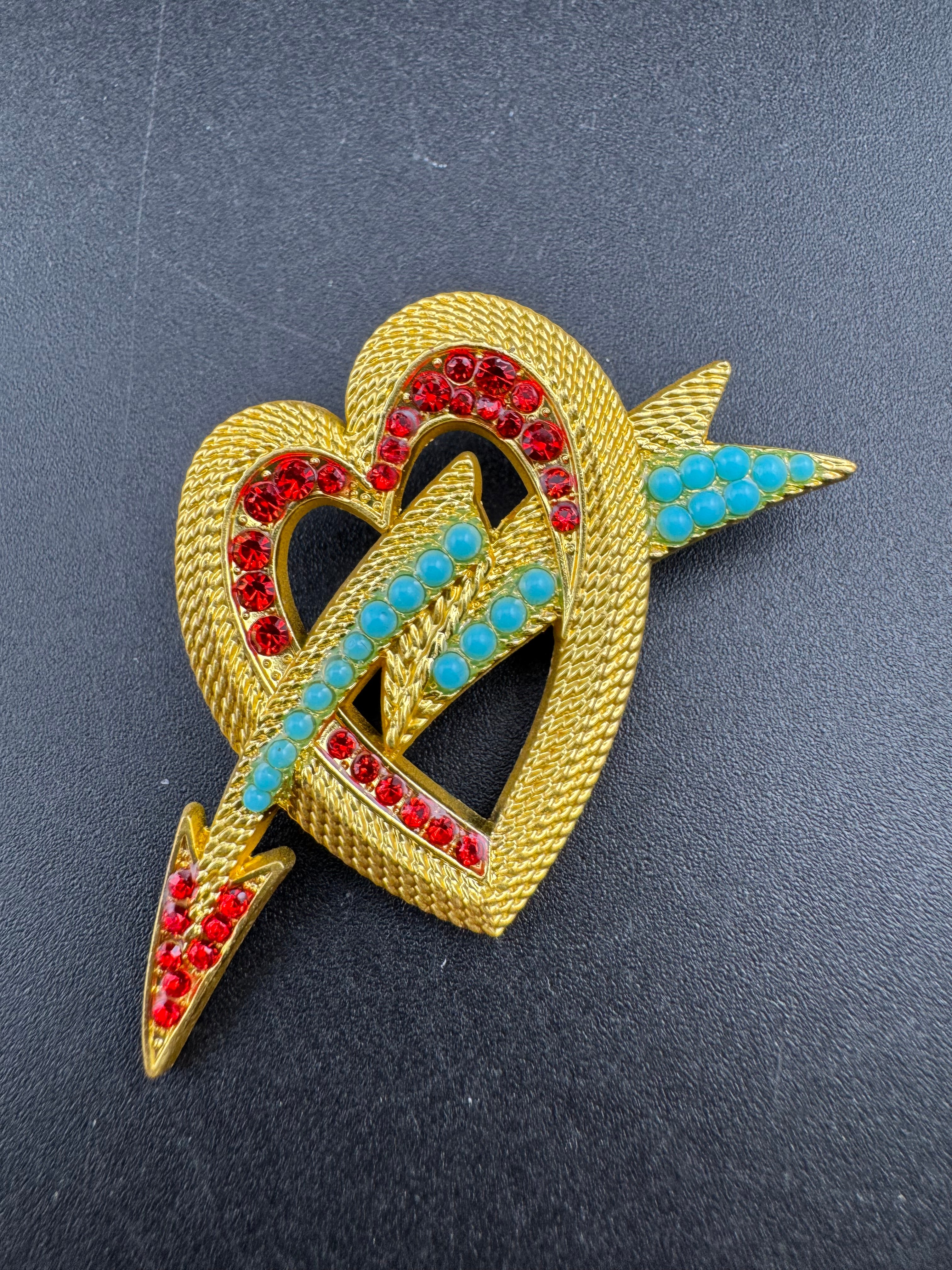 Valentine’s Day love heart brooch, gold tone with ruby diamantés