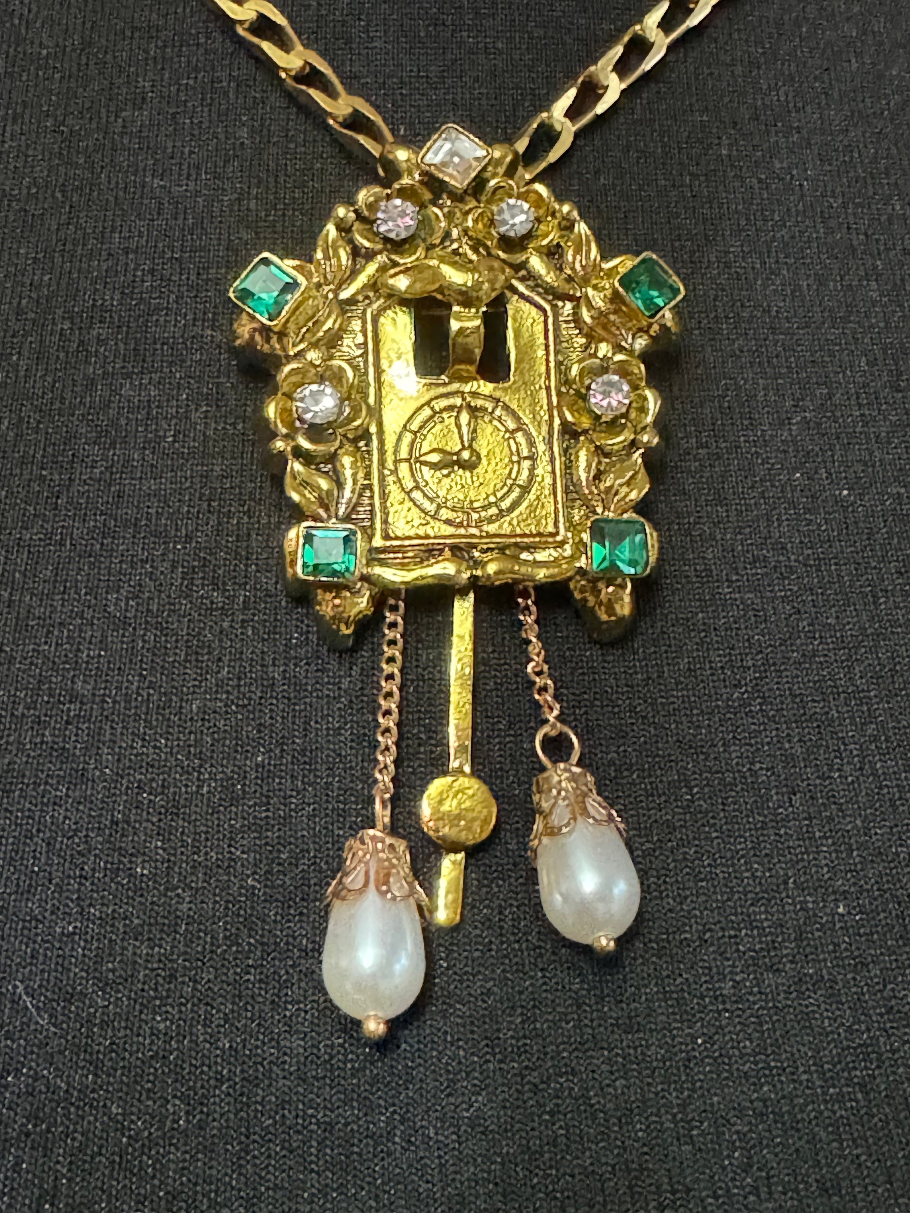 Combination novelty cuckoo clock brooch and pendant gold