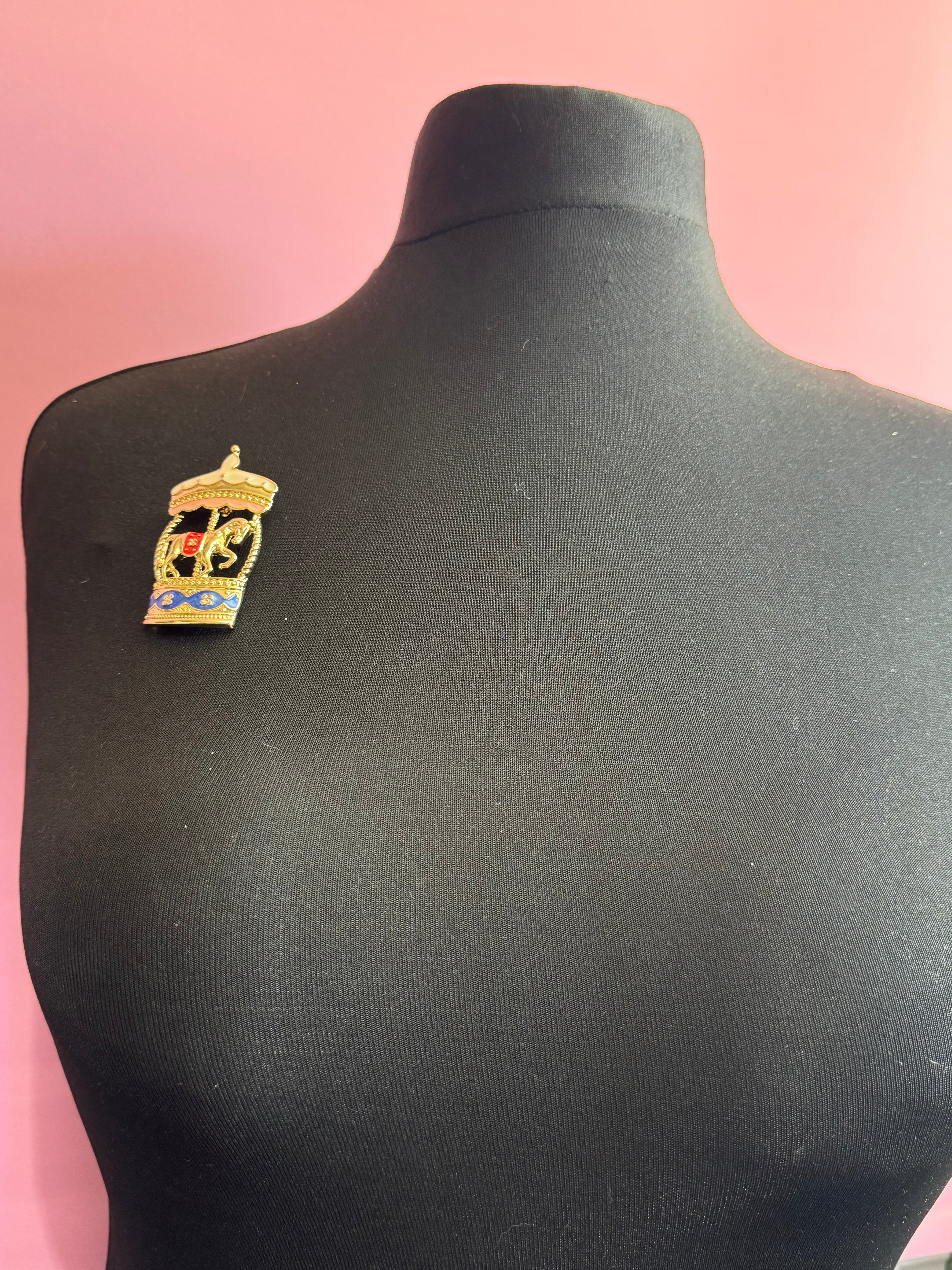 Novelty fairground merry go round carousel horse brooch