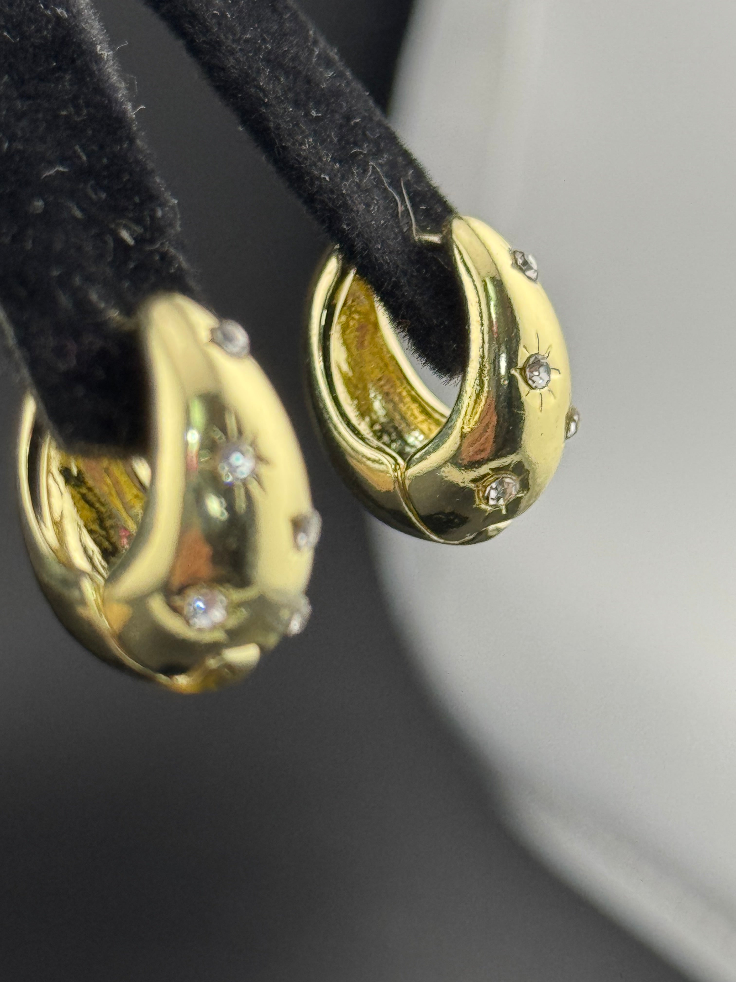 Clear diamante star cut CZ diamanté small wide hoop earrings