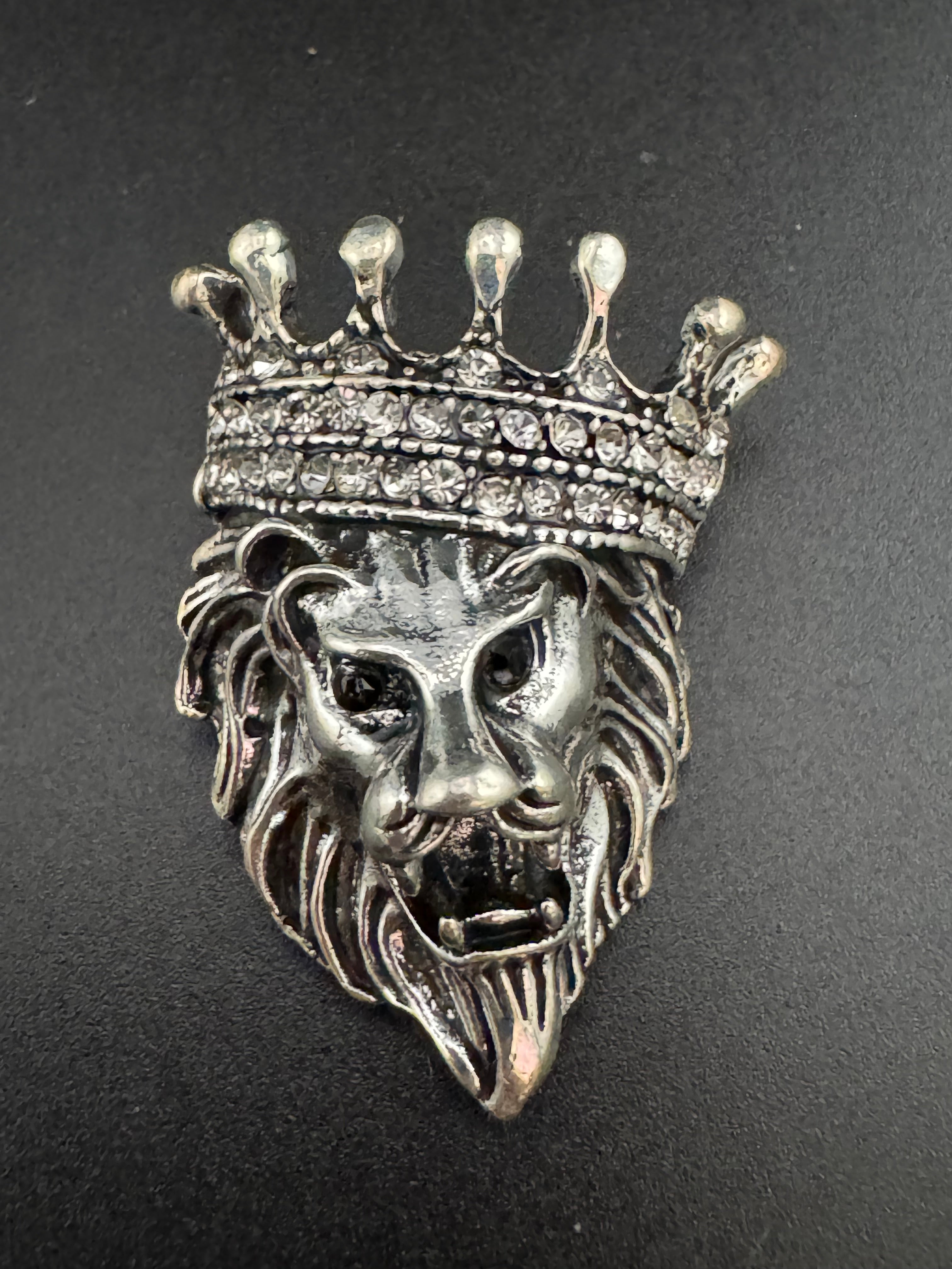 Diamanté silver lion brooch, antique pewter tone