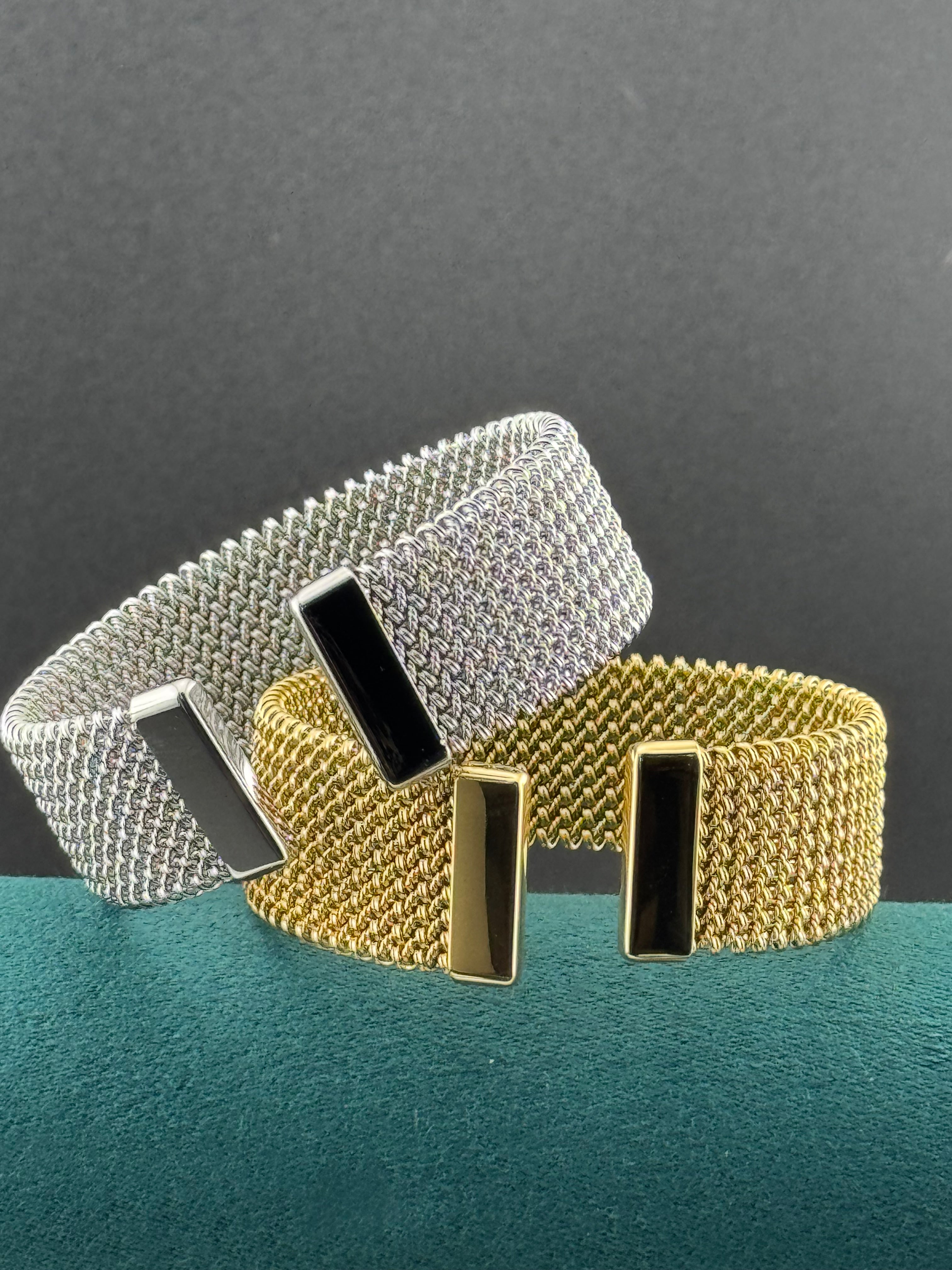 Wide gold toned mesh link open bangle bracelet vintage style