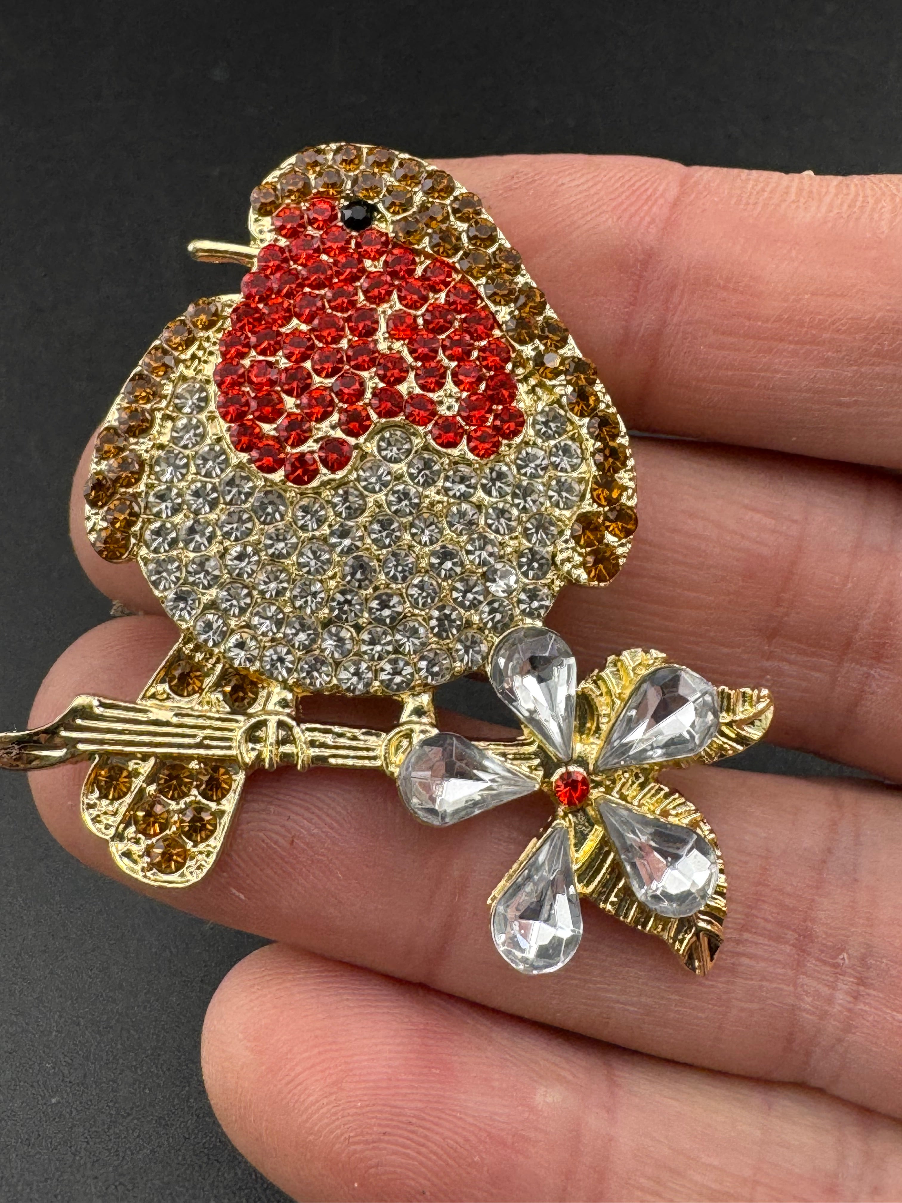 Diamanté Christmas robin brooch red brown crystals