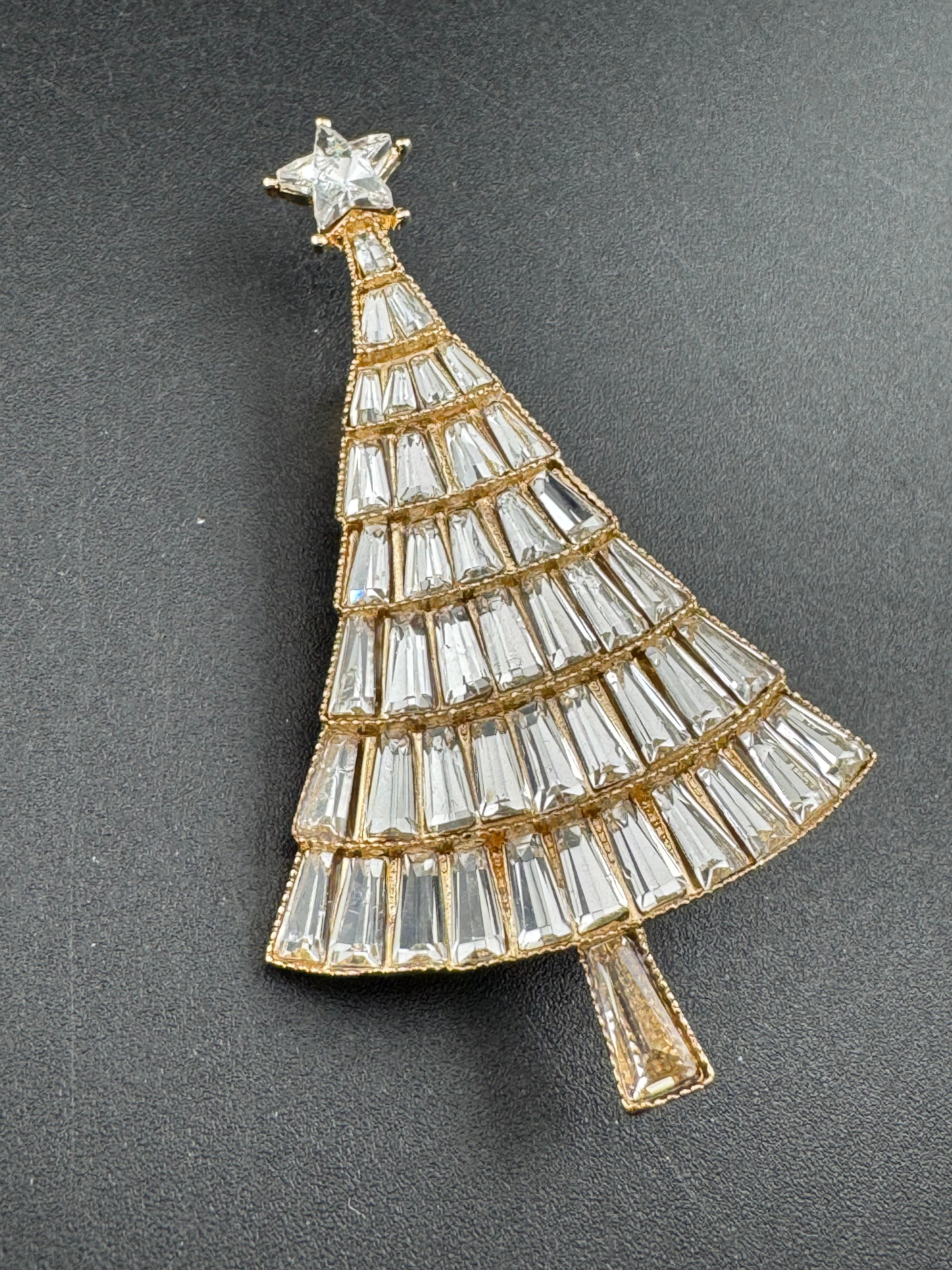 Baguette Crystal diamanté Christmas tree brooch, gold