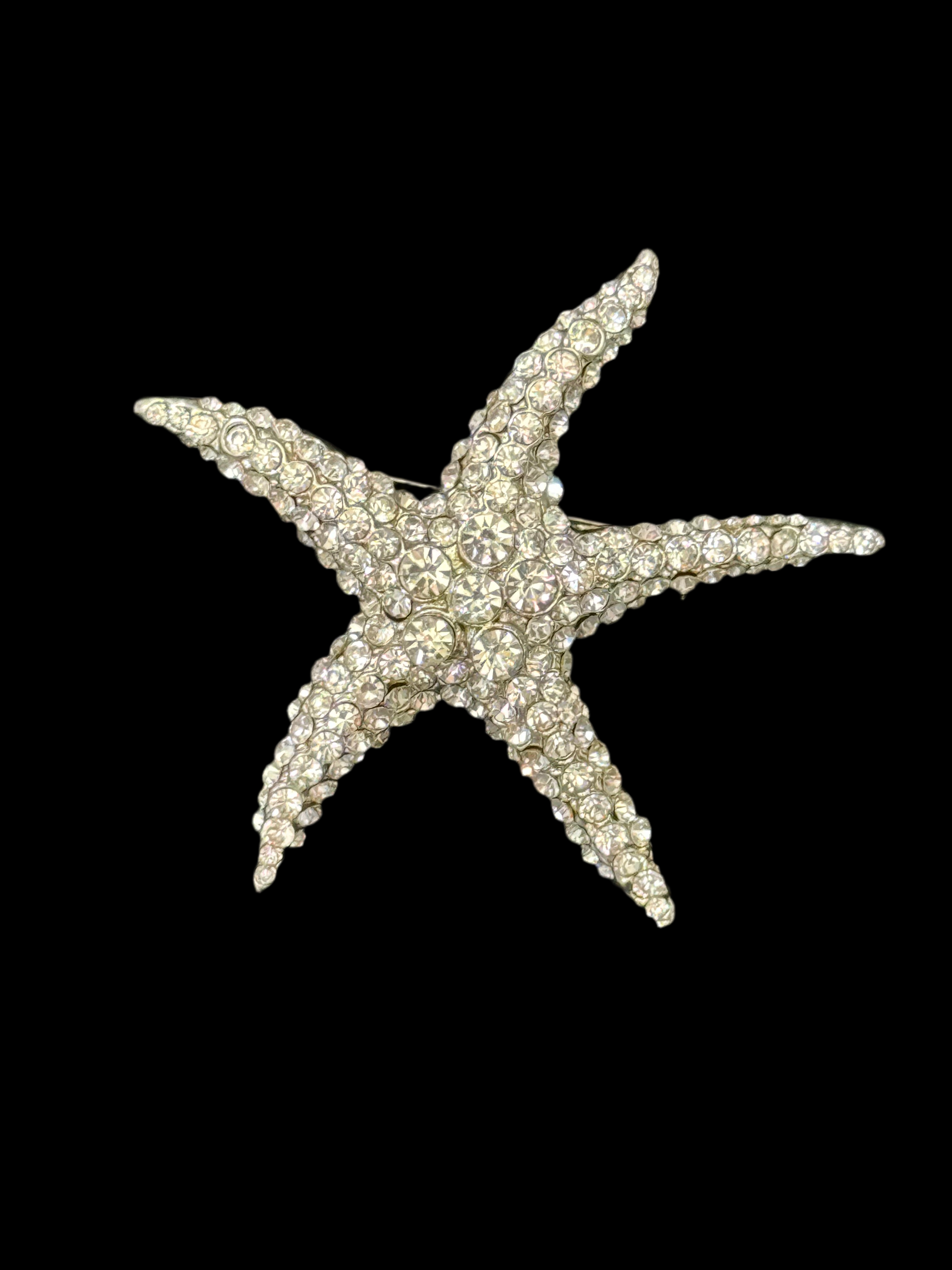 Clear crystal encrusted starfish brooch diamanté