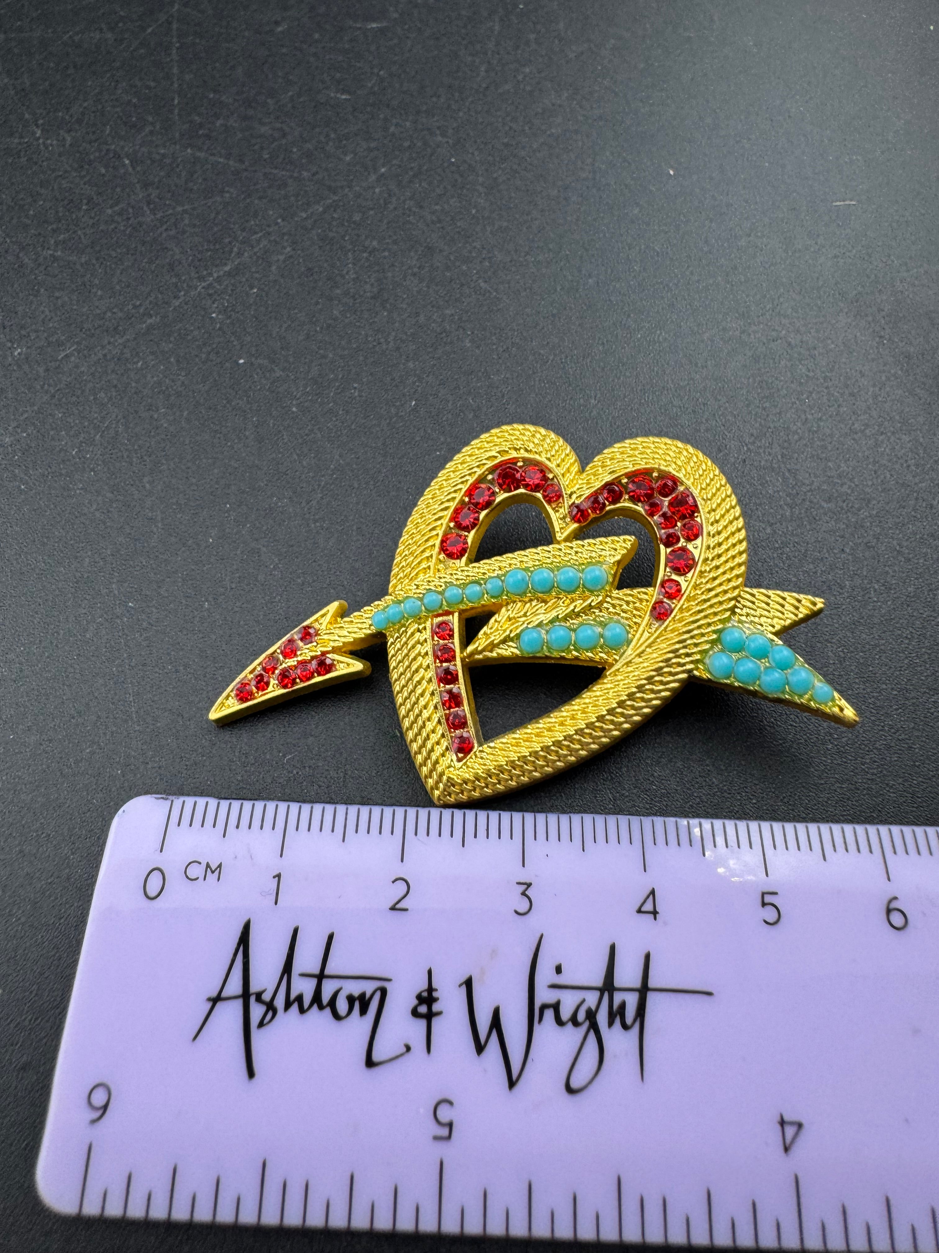 Valentine’s Day love heart brooch, gold tone with ruby diamantés