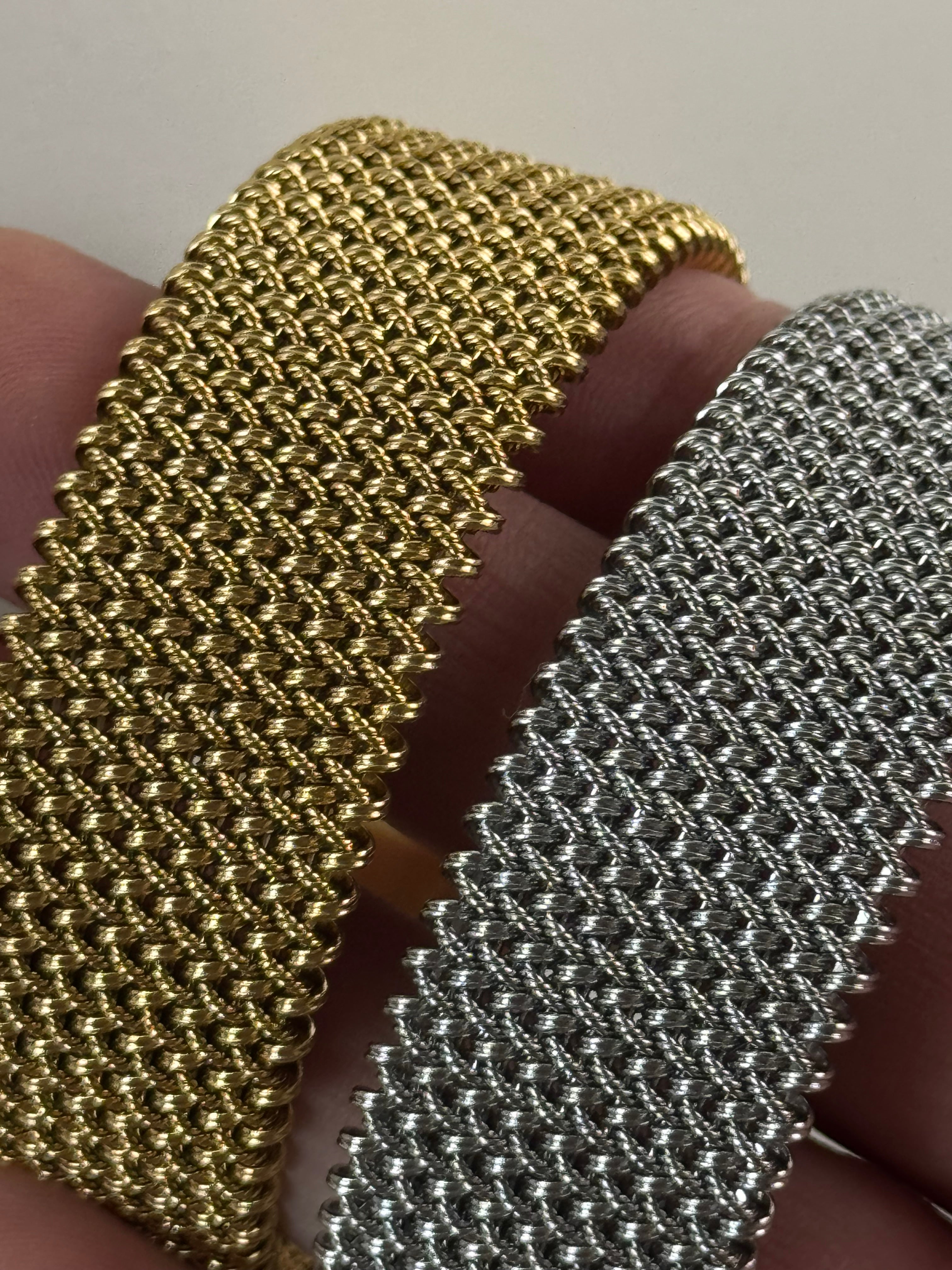 Wide gold toned mesh link open bangle bracelet vintage style