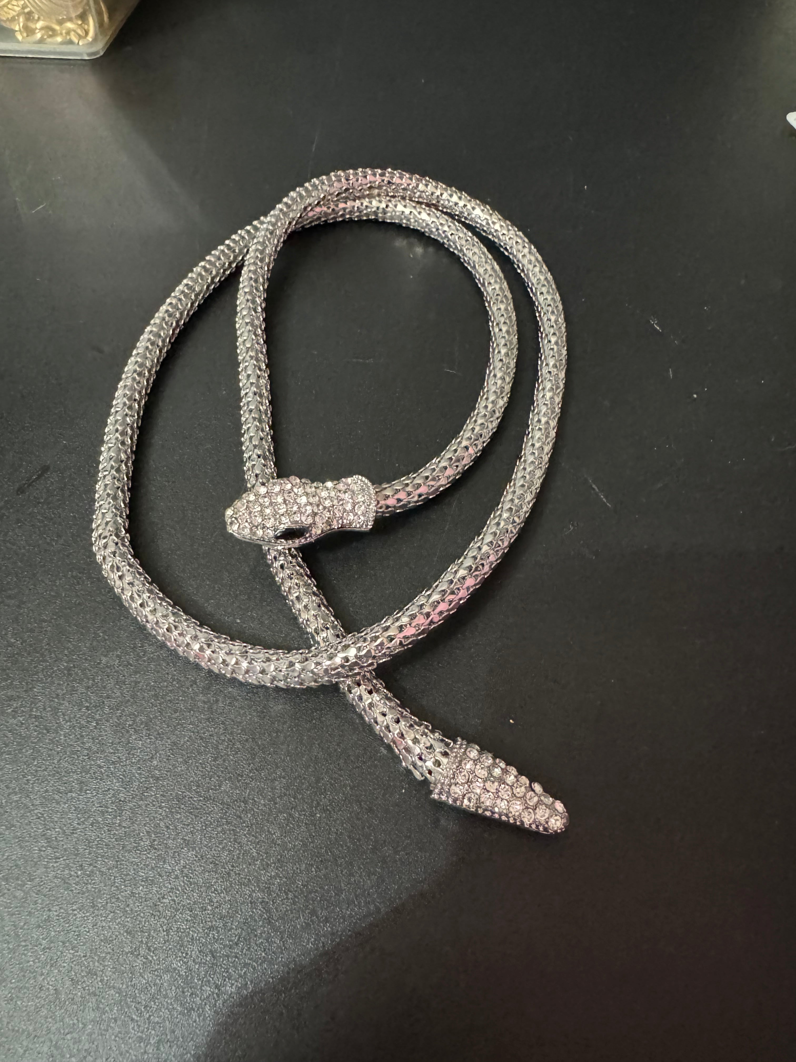 Silver tone mesh bendy wrap round magnetic snake choker collar necklace