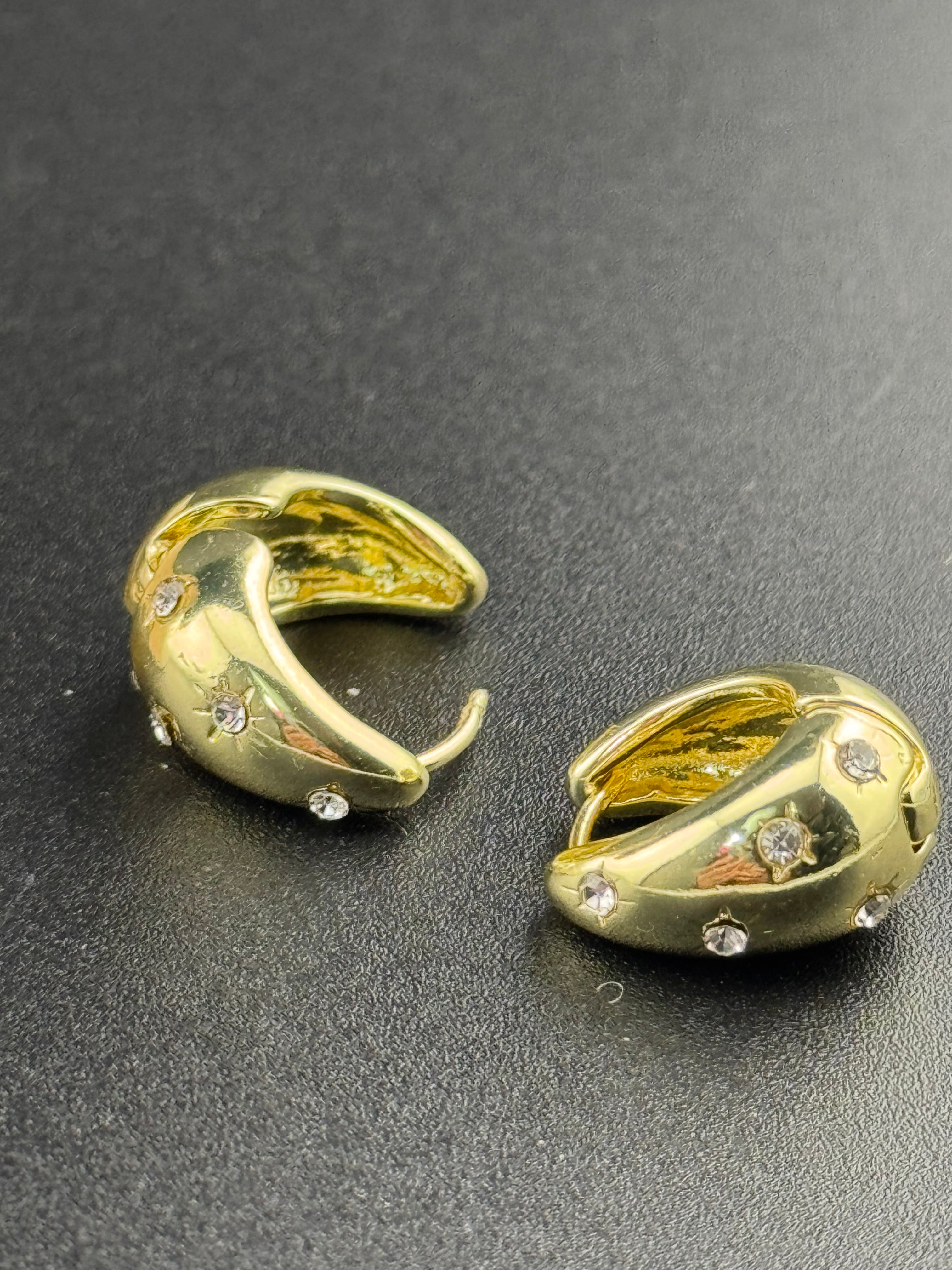 Clear diamante star cut CZ diamanté small wide hoop earrings