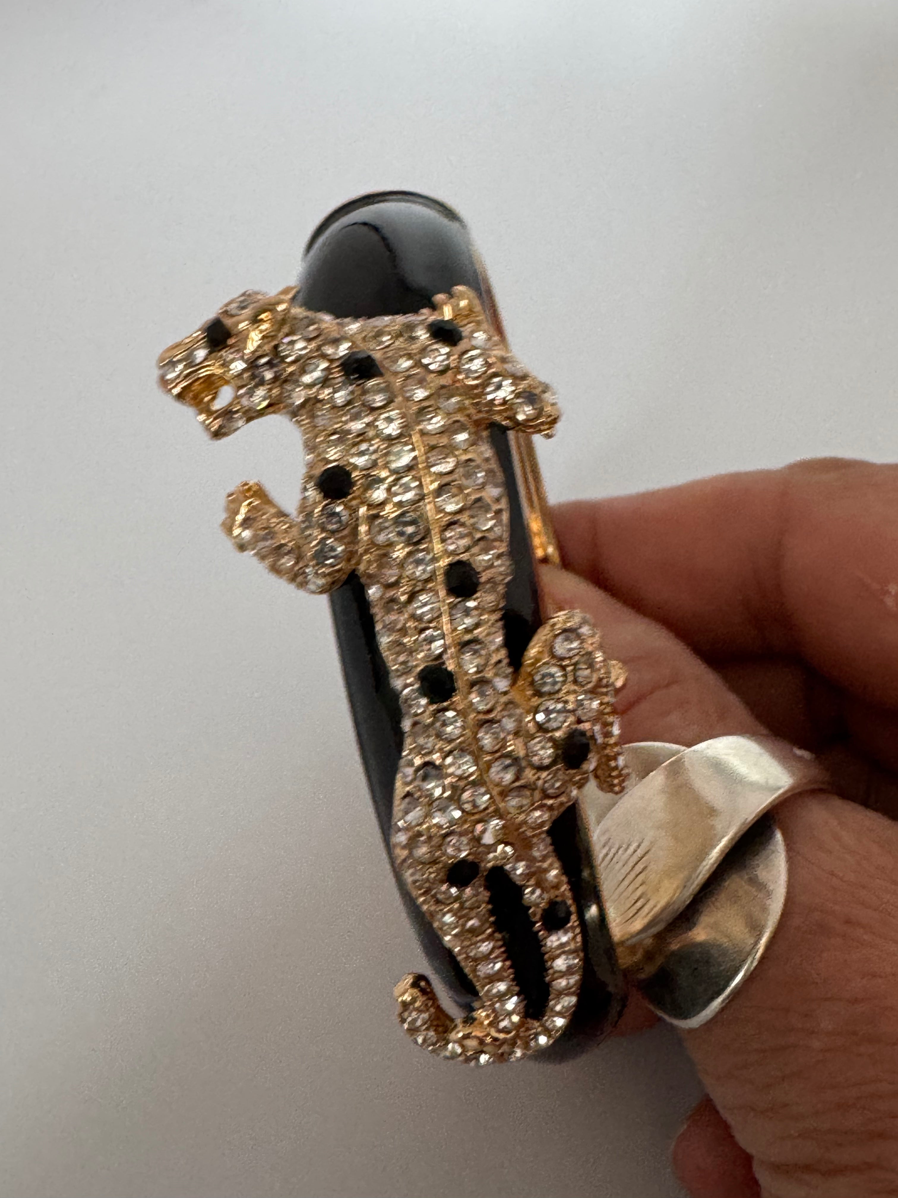 Classic black and clear Crystal black enamel Leopard clamper Bangle Animal big cat Bracelets