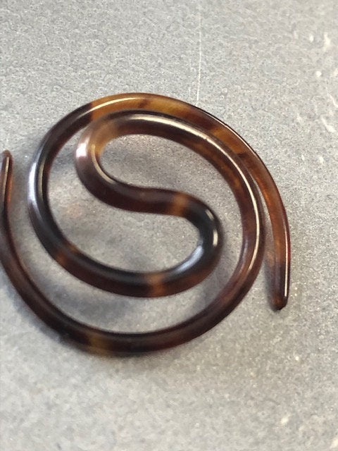 Antique 2.5cm hair screws Faux Tortoiseshell French art deco plastic hair twists