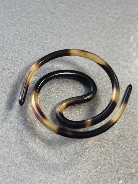 Antique 2.5cm hair screws Faux Tortoiseshell French art deco plastic hair twists