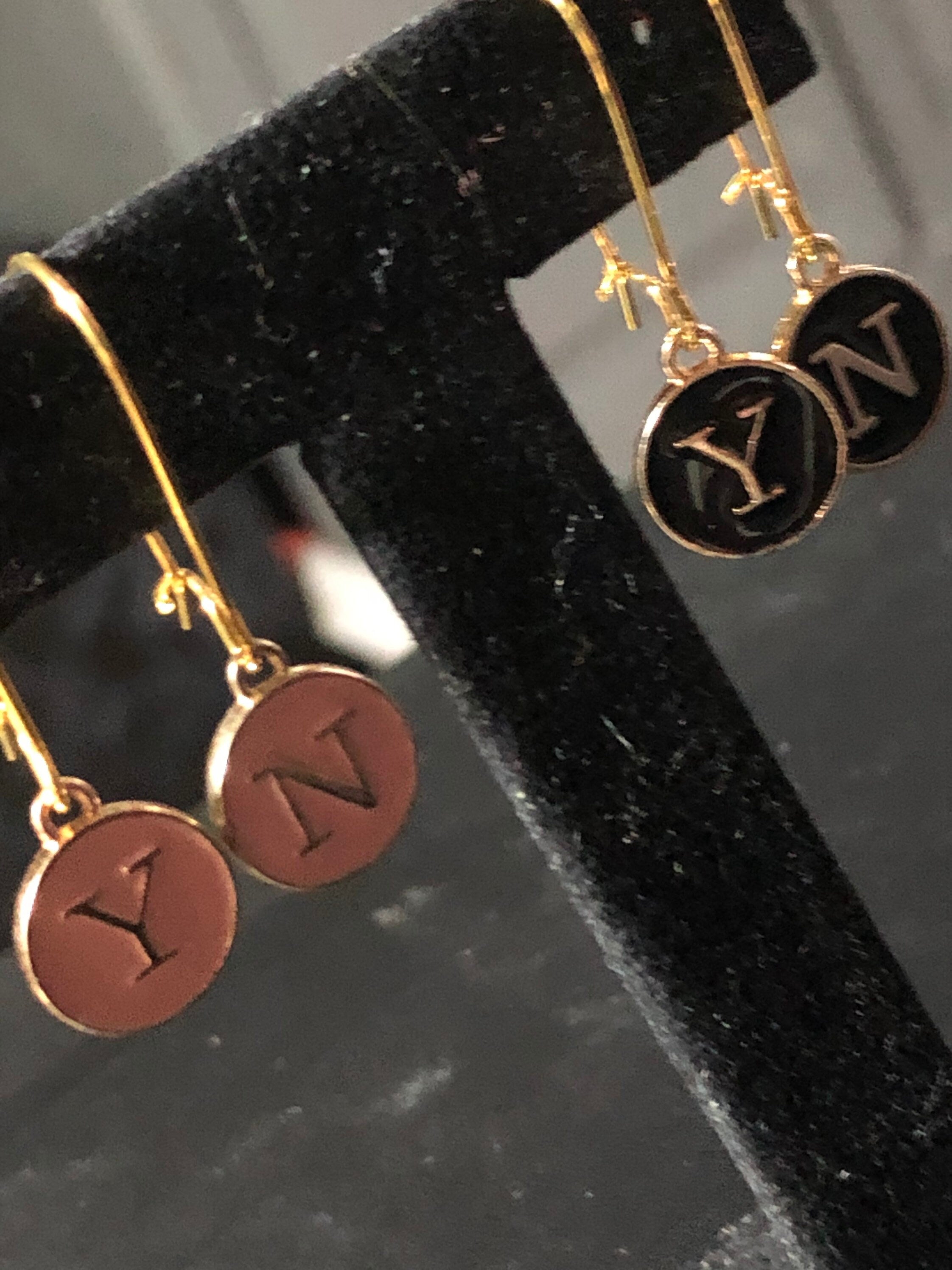 Novelty sexy yes no earrings pink enamel gold tone