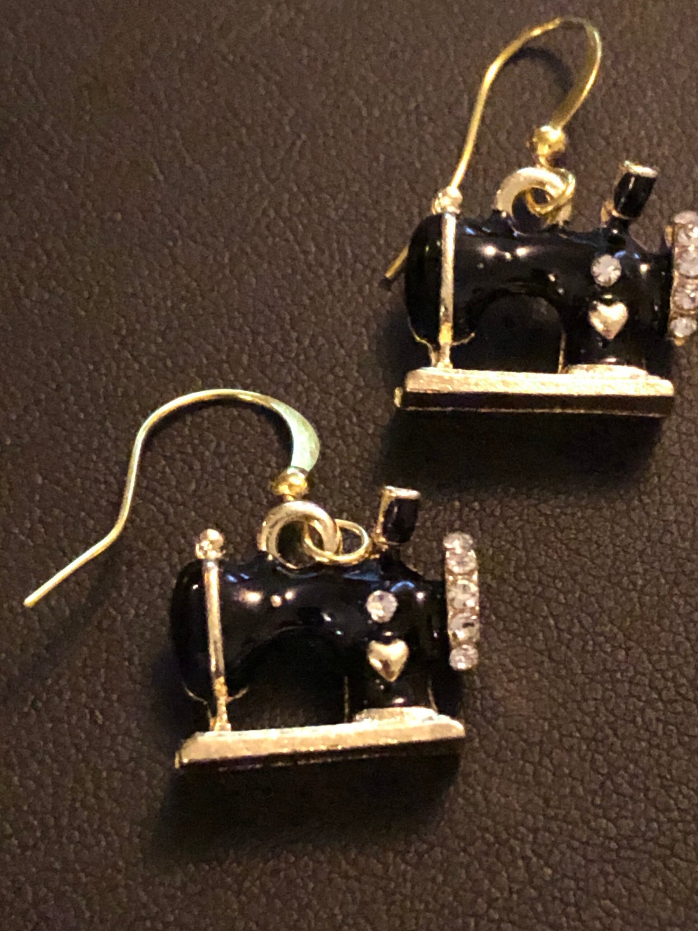 gold tone black enamel vintage sewing machine drop earrings pierced ears