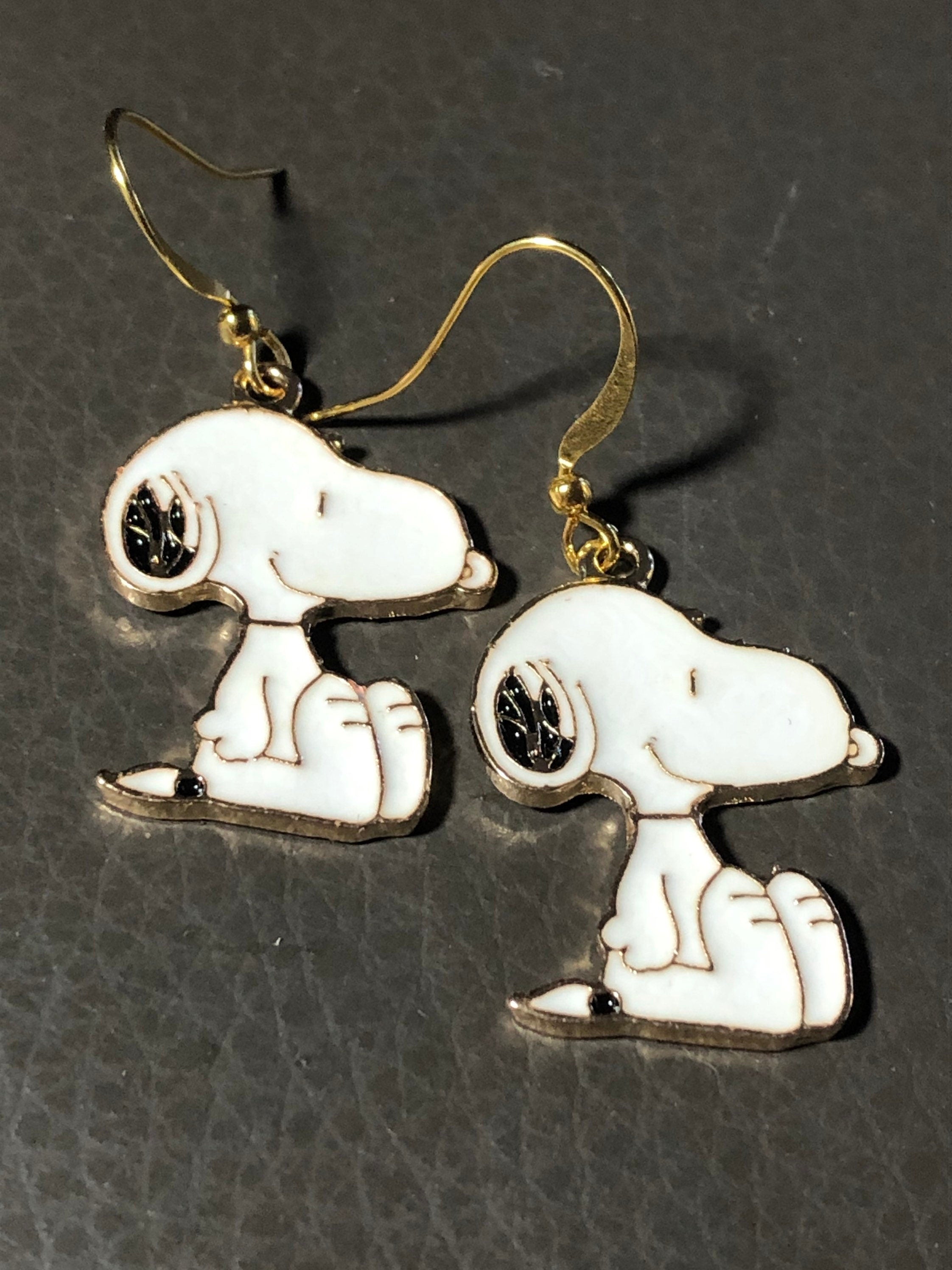 Alice in wonderland inspired rabbit earrings for pierced ears gold tone black white enamel