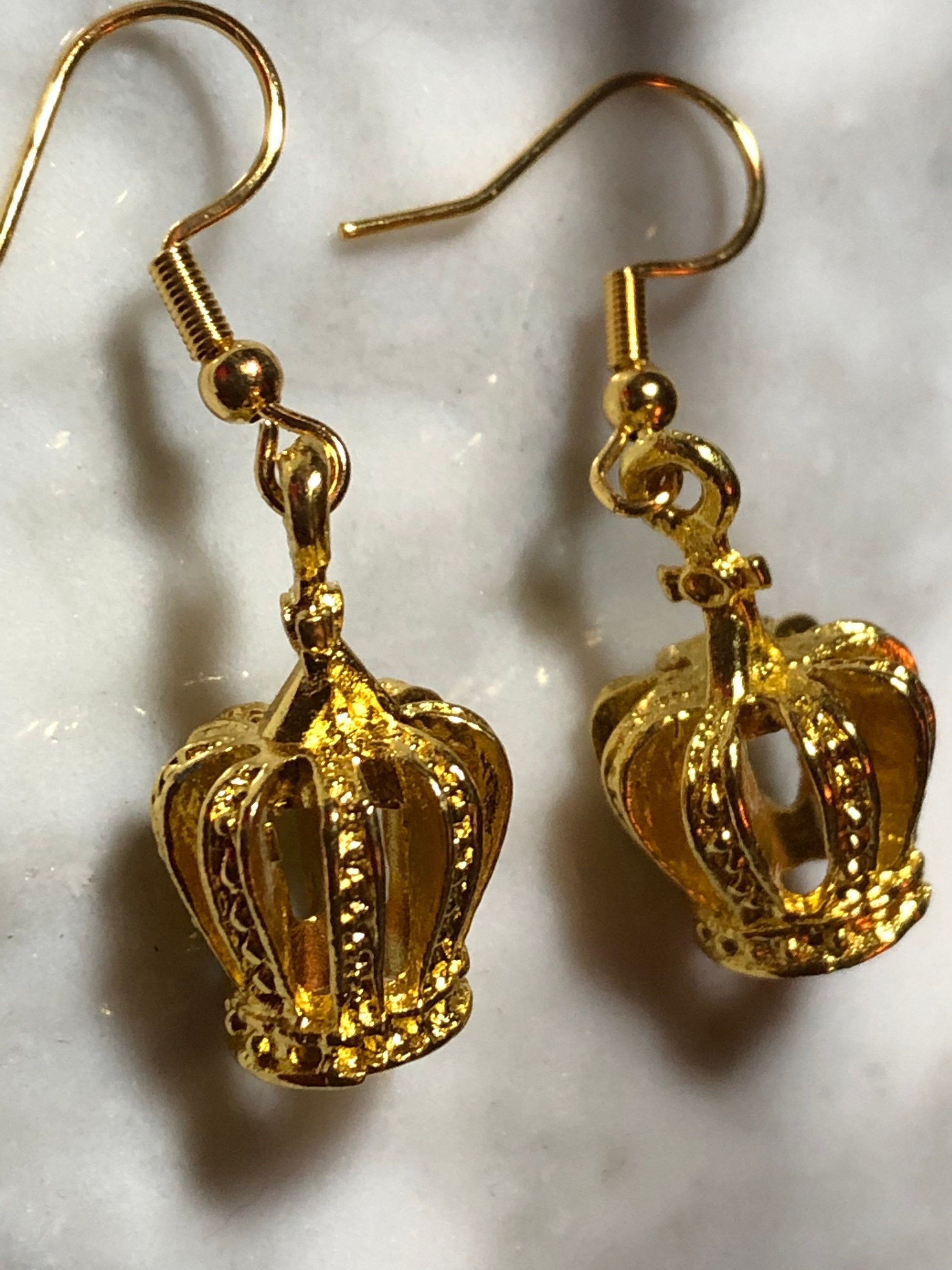 Kings coronation royal crown earrings gold tone drops pierced ears