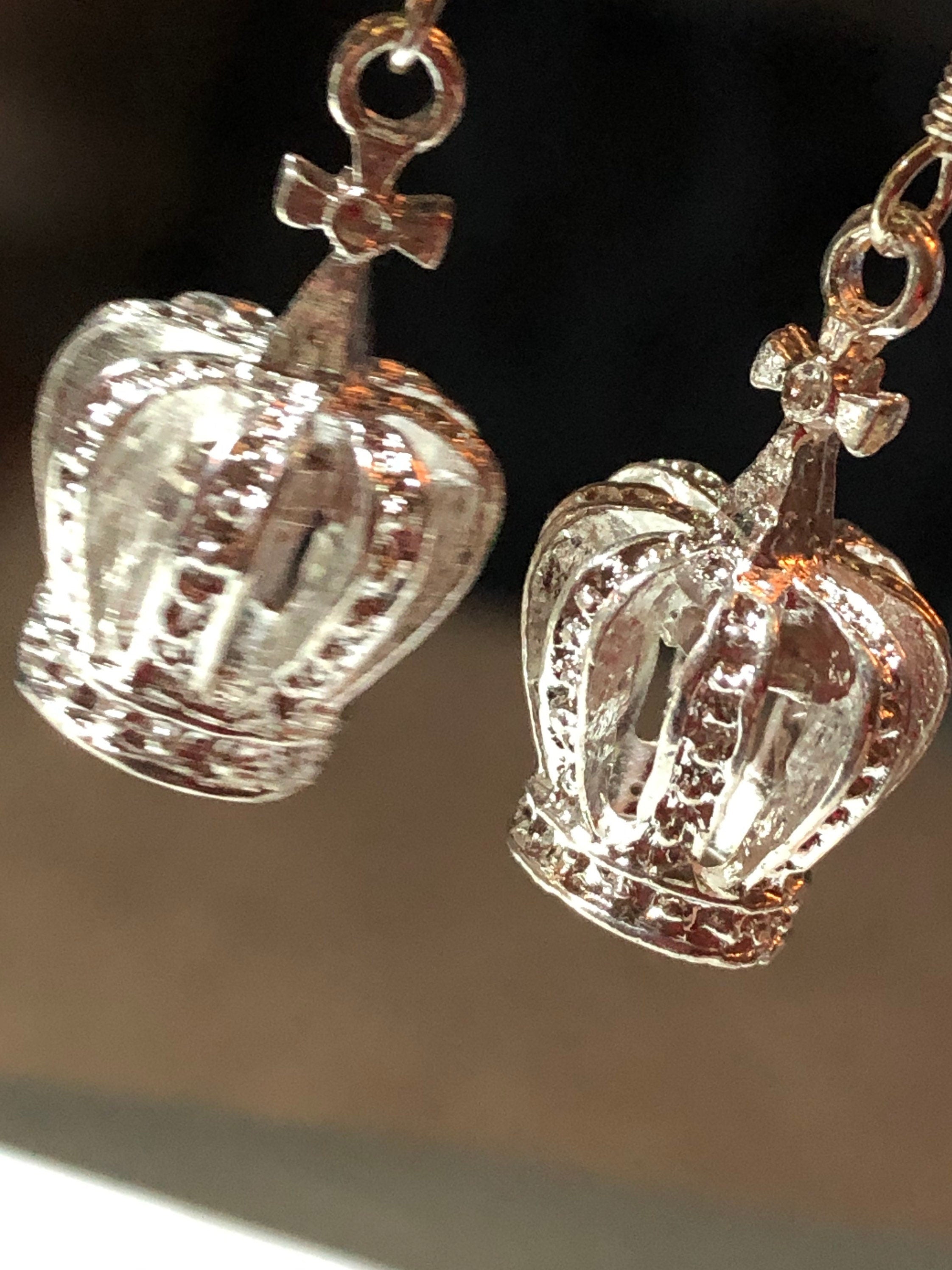 Kings coronation royal crown earrings silver tone pierced ears