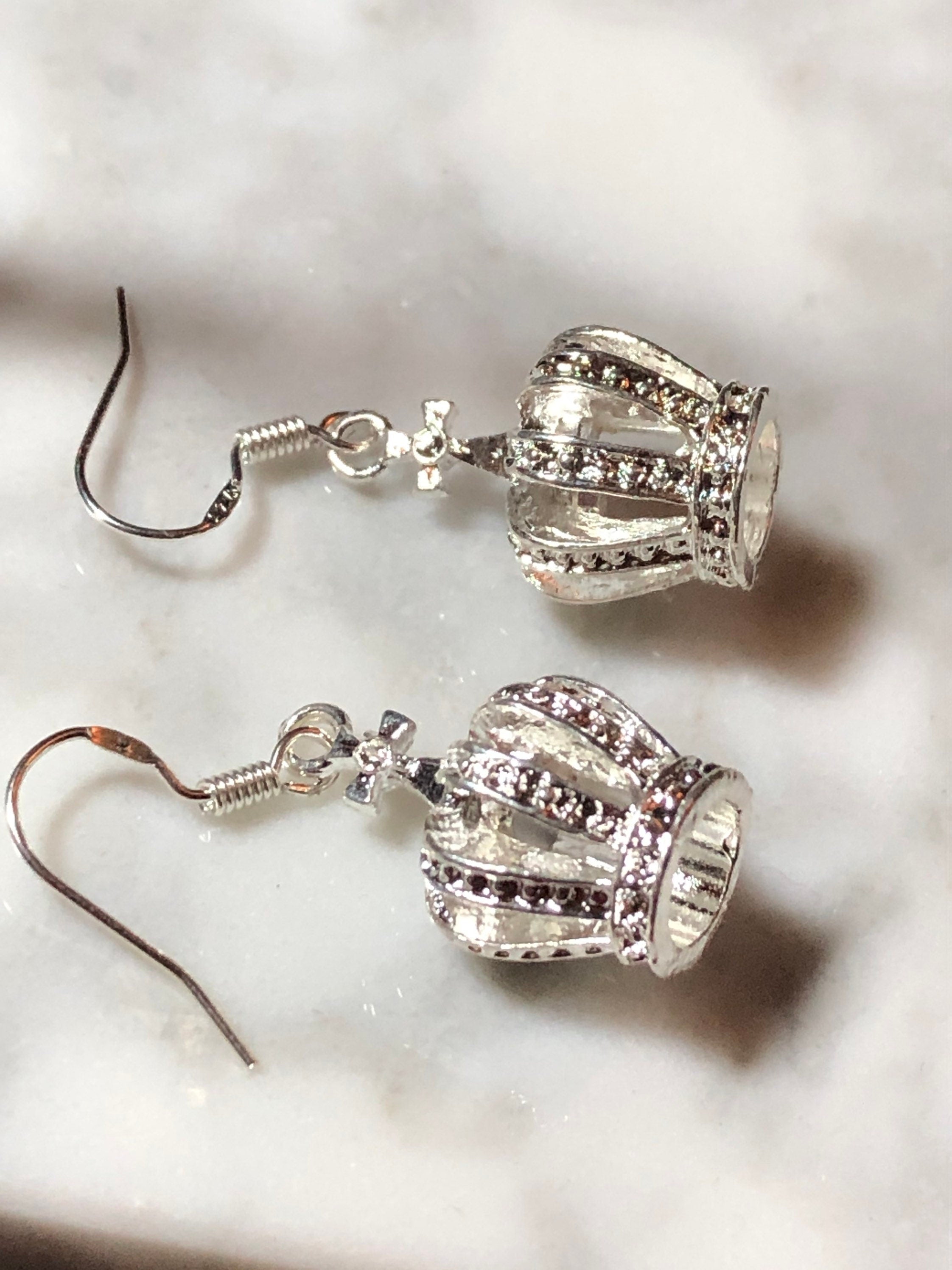Kings coronation royal crown earrings silver tone pierced ears