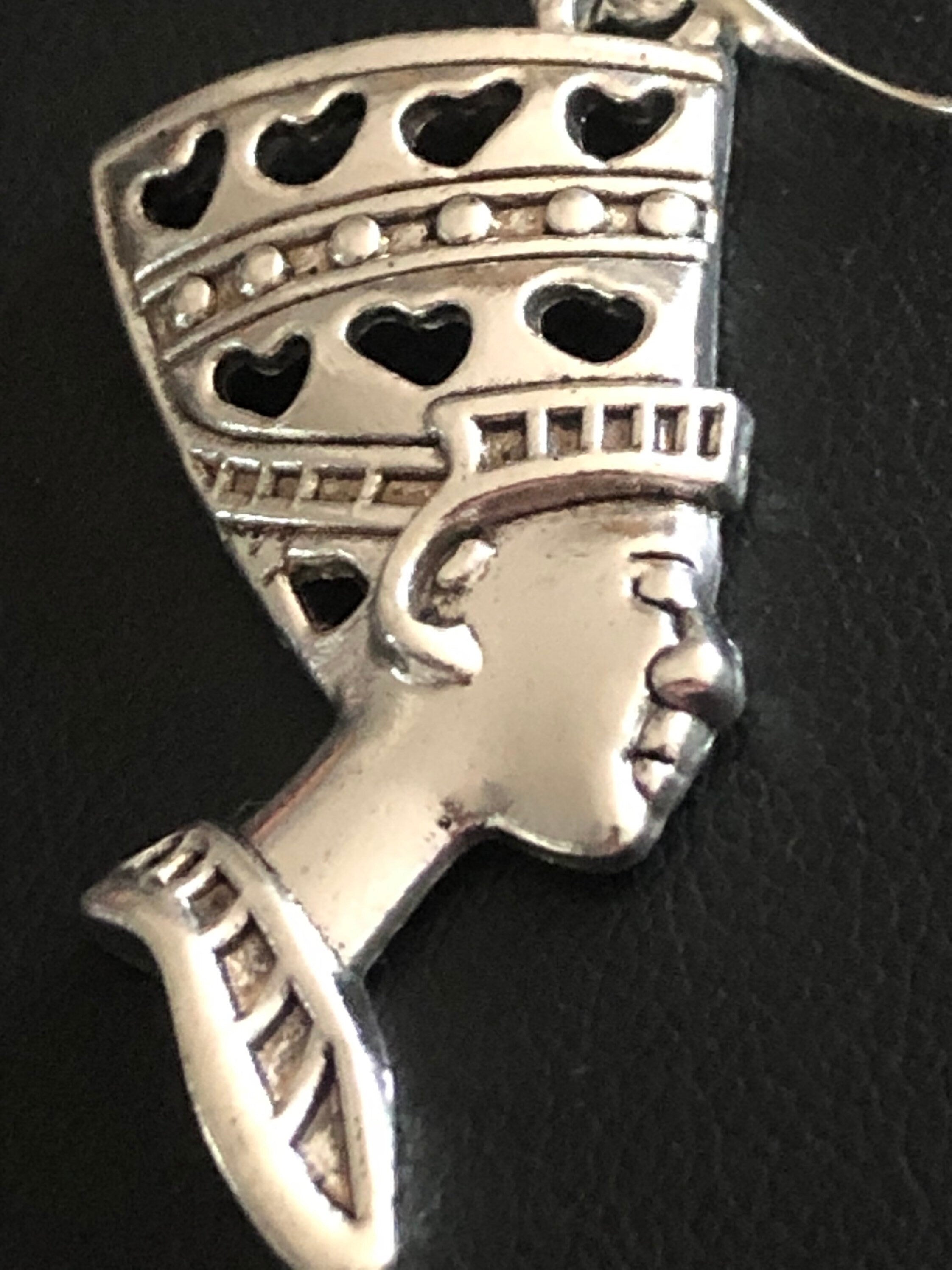 Silver tone Egyptian revival style queen Nefertiti 5cm drop earrings
