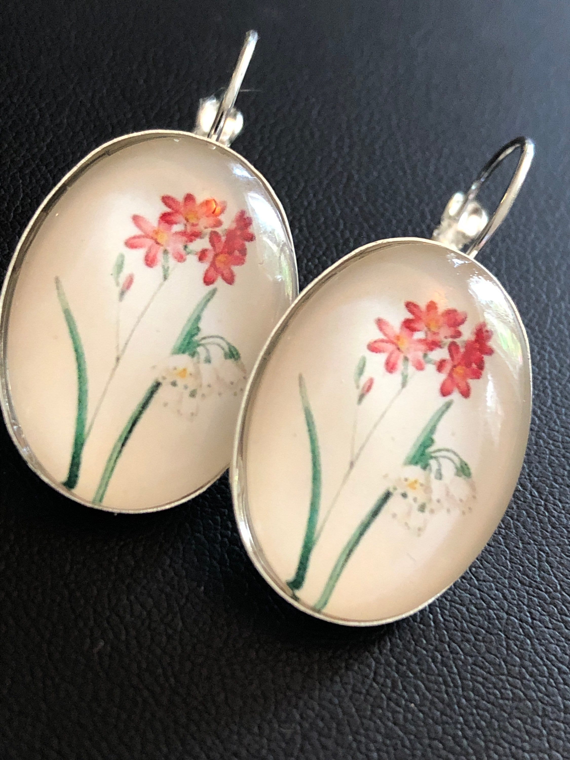 Red White garden flowers oval glass floral cabochon earrings