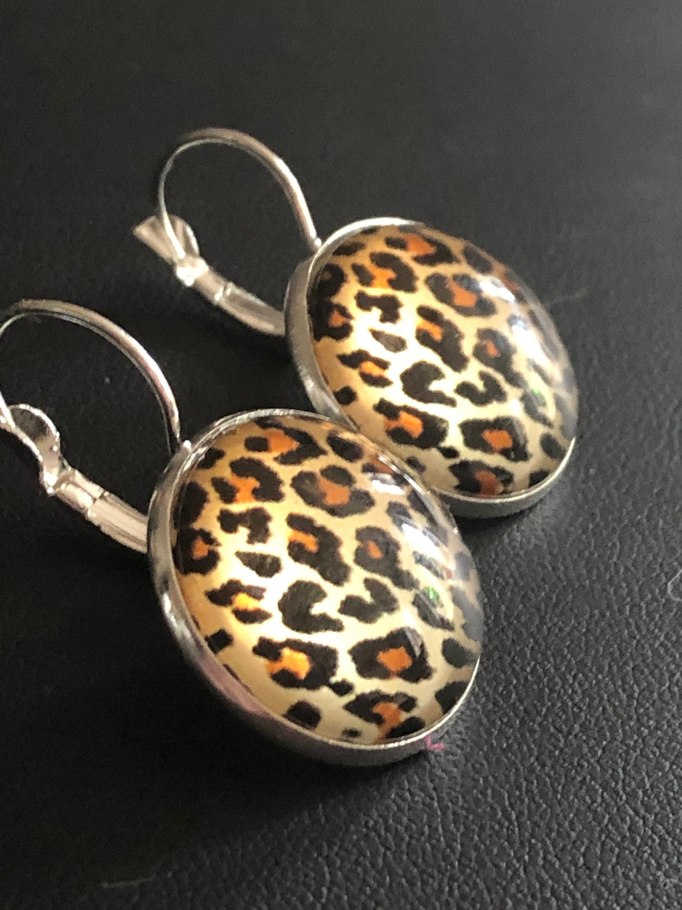 20mm Silver Brown glass animal Leopard print drop earrings