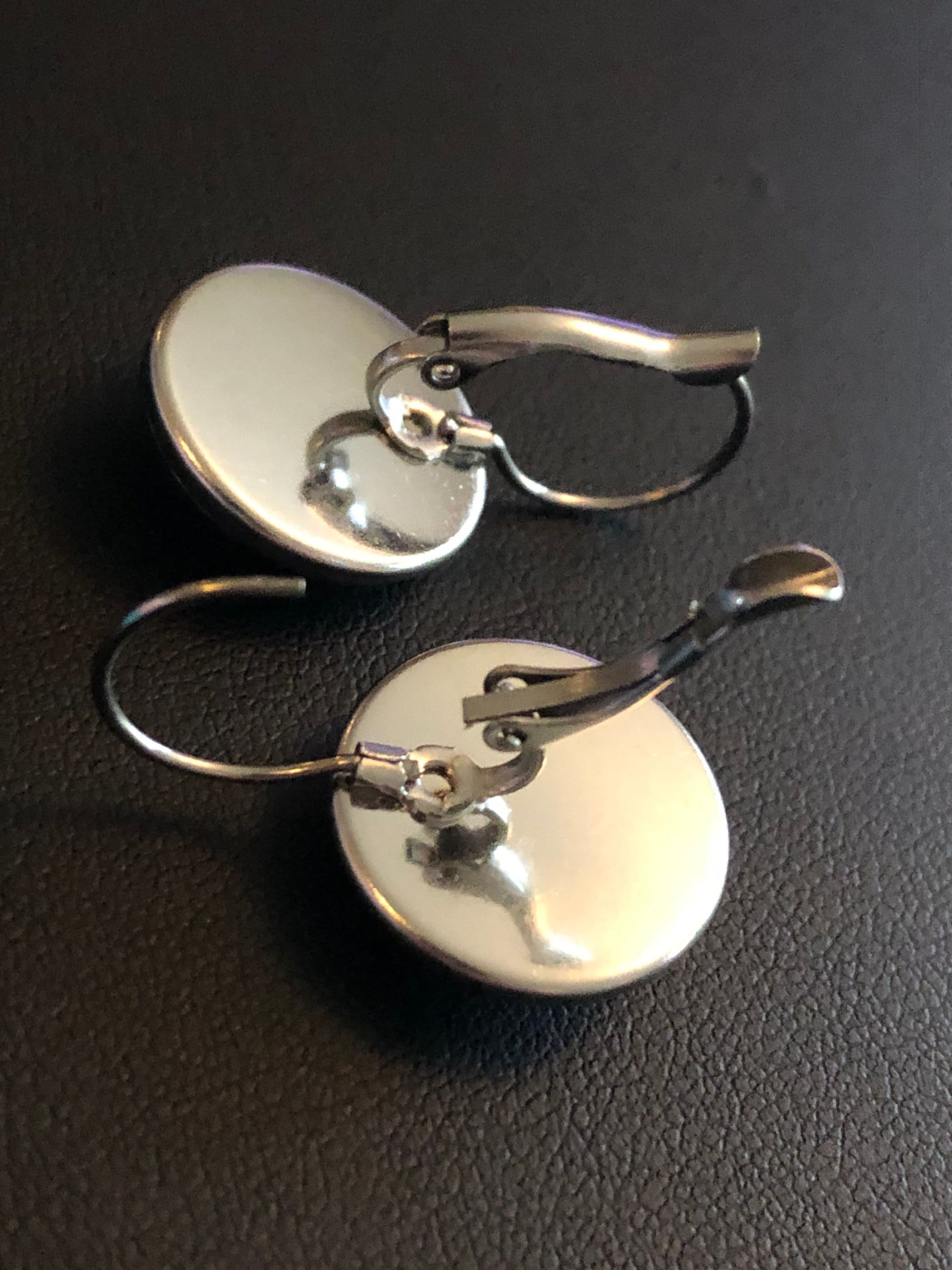 Stylish lady bright yellow drop earrings glass cabochon