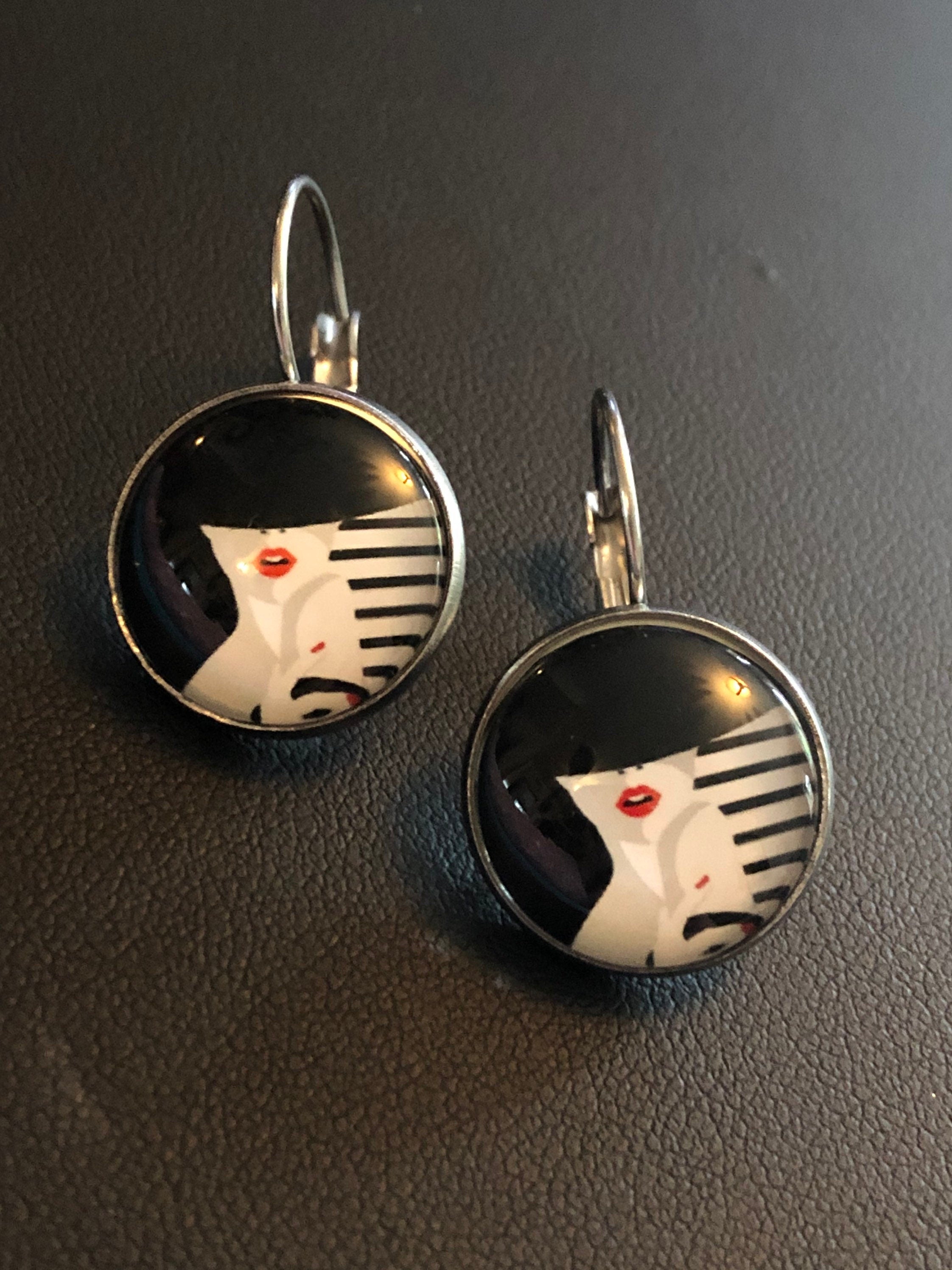 Art Deco stylish lady monochrome drop earrings 1950s style