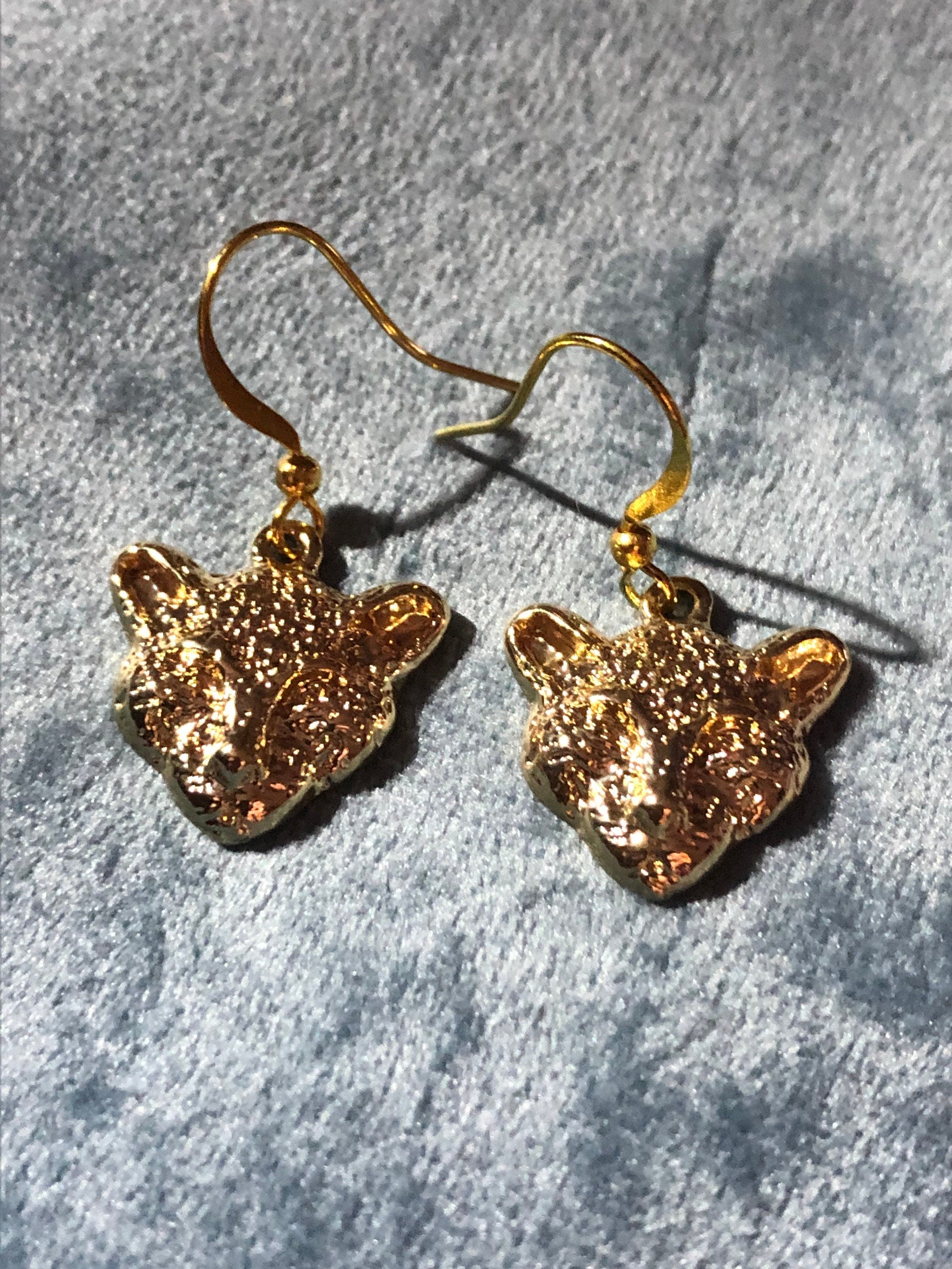 leopard panther cat dangly drop earrings gold tone