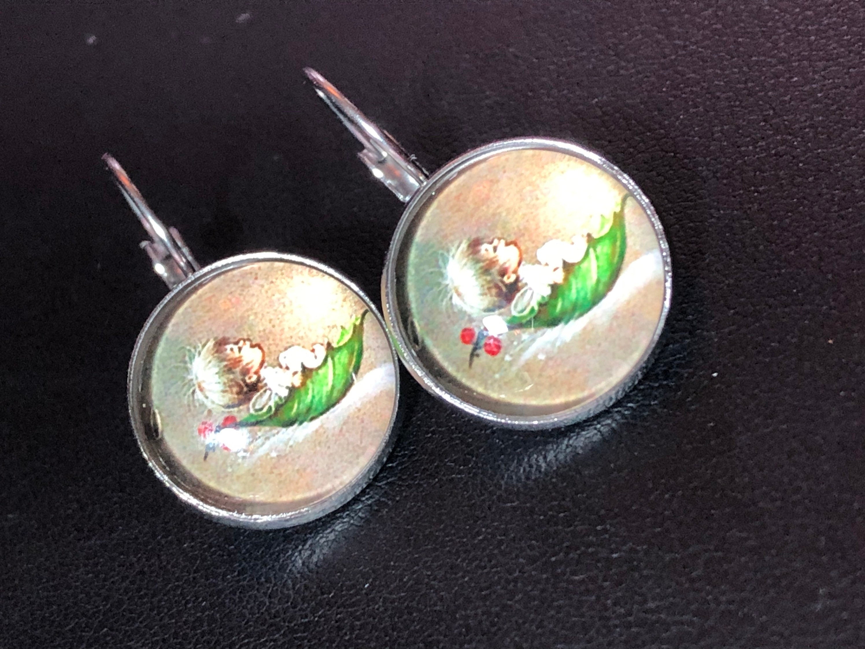 Stainless steel Christmas holly drop earrings