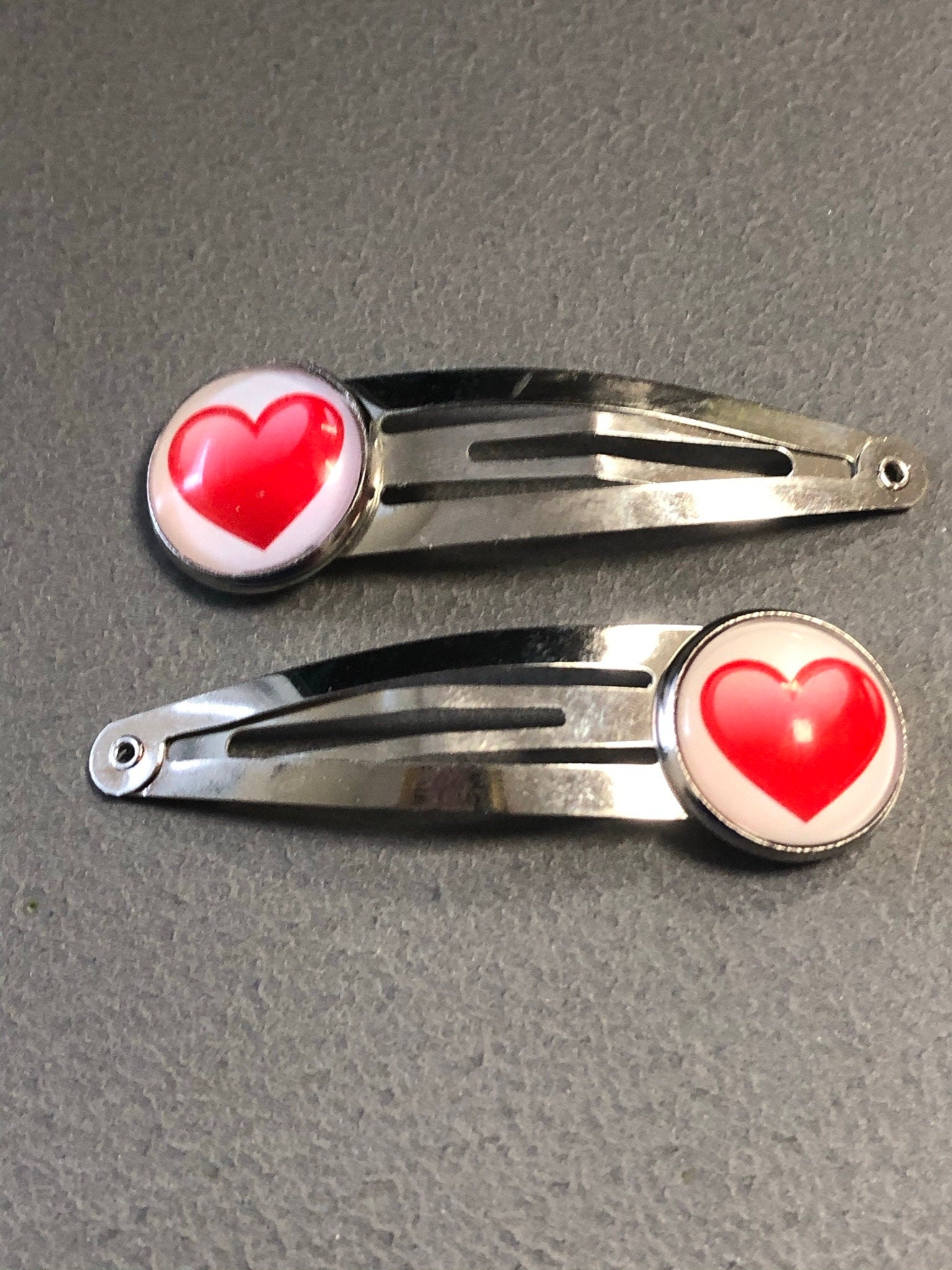 pair of red love heart hair clips silver tone snap lock closure girls
