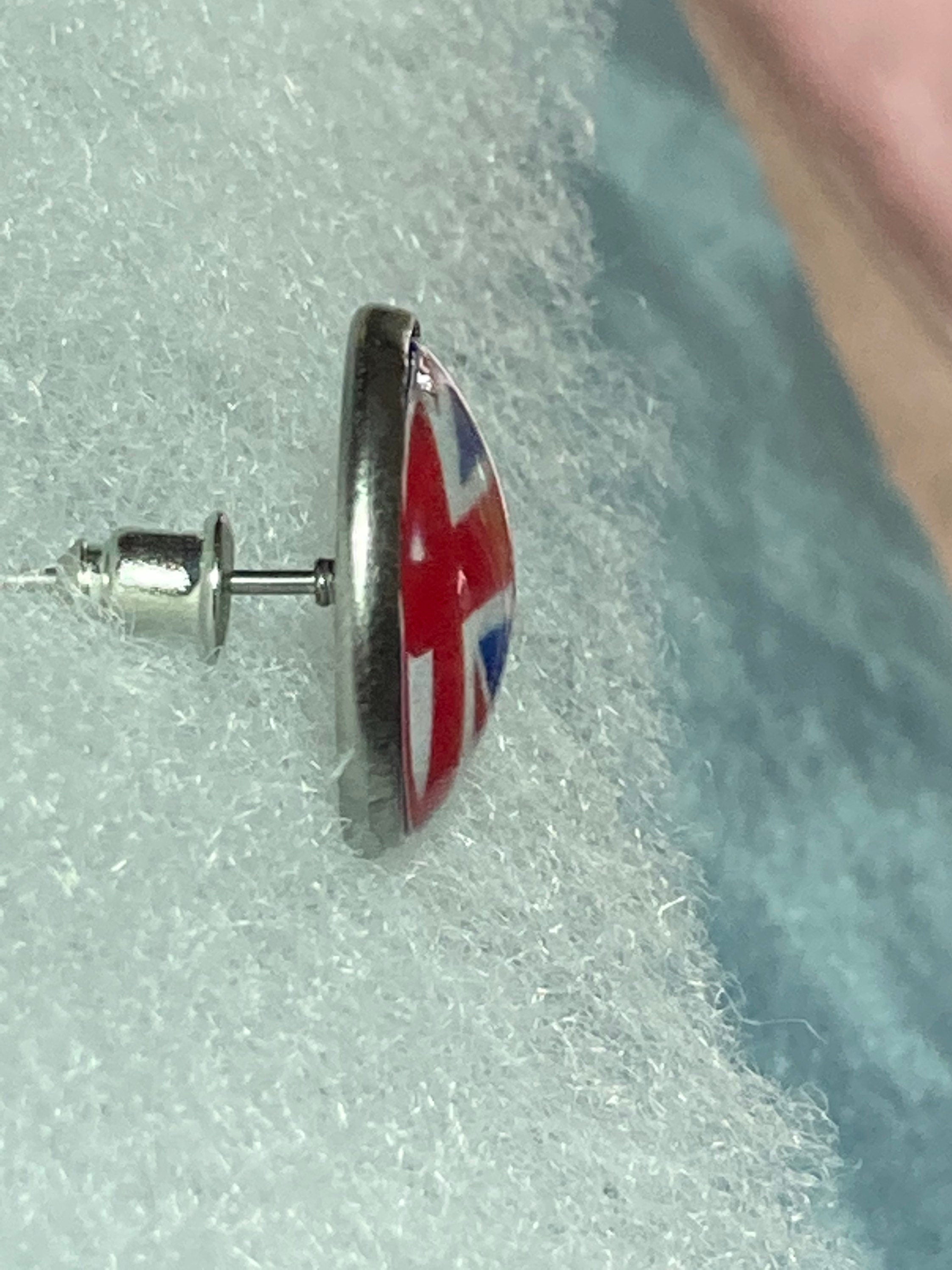 Union Jack stud earrings with 16mm glass cabochons stainless steel