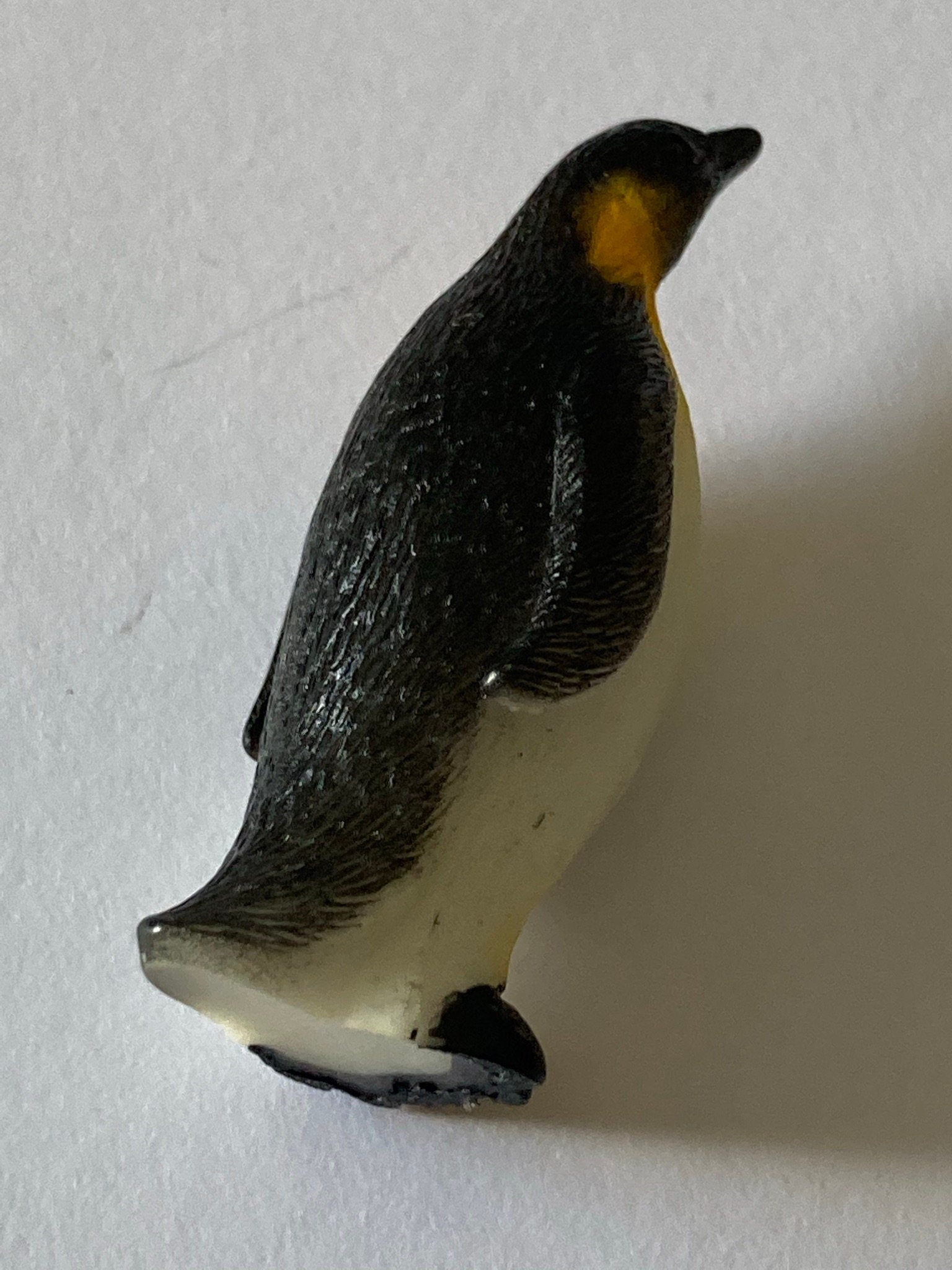 1 x PENGUIN cake topper decoration Christmas reusable looking up left