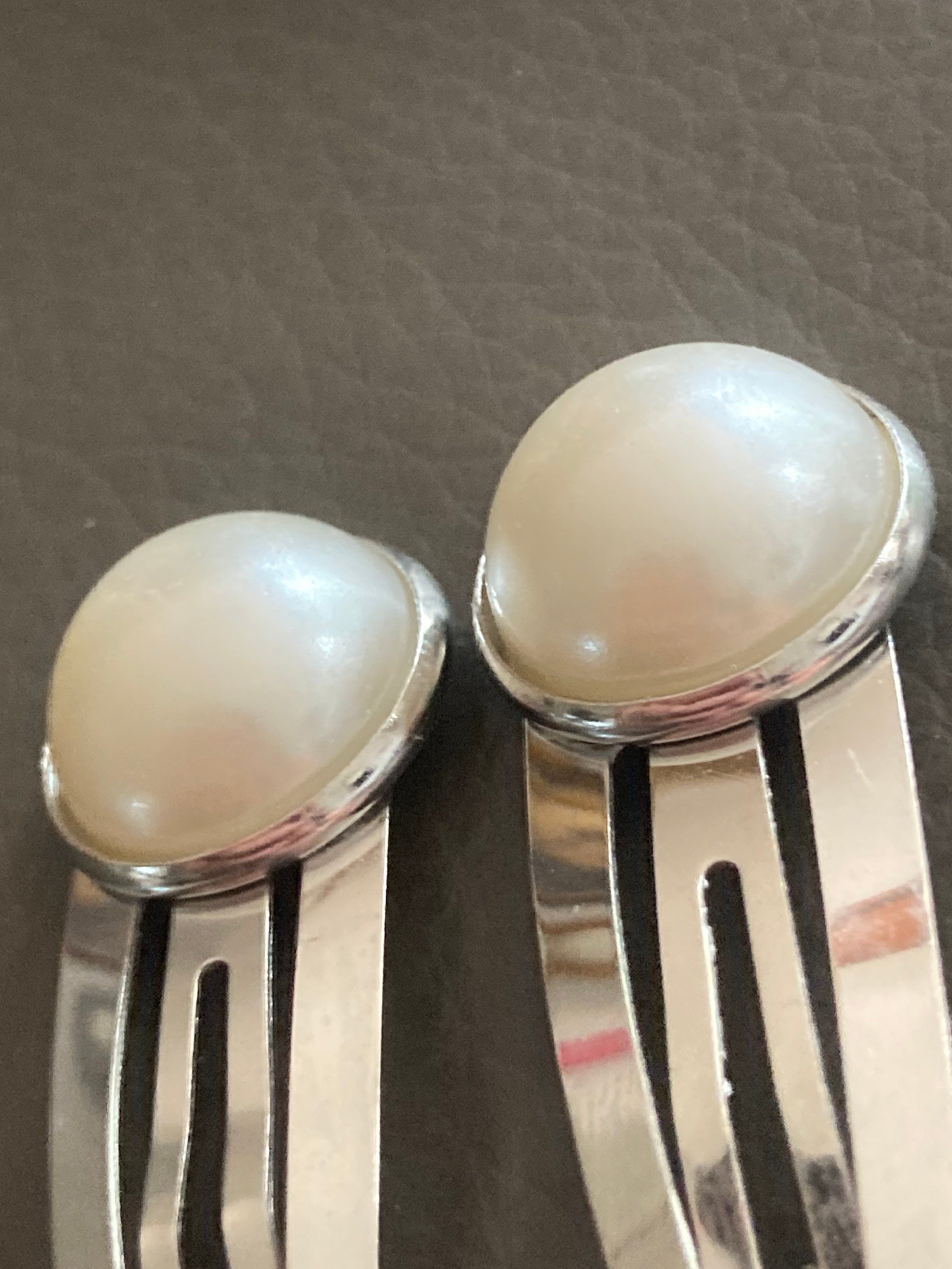 warm white ivory cream faux Pearl hair clips silver tone snap lock