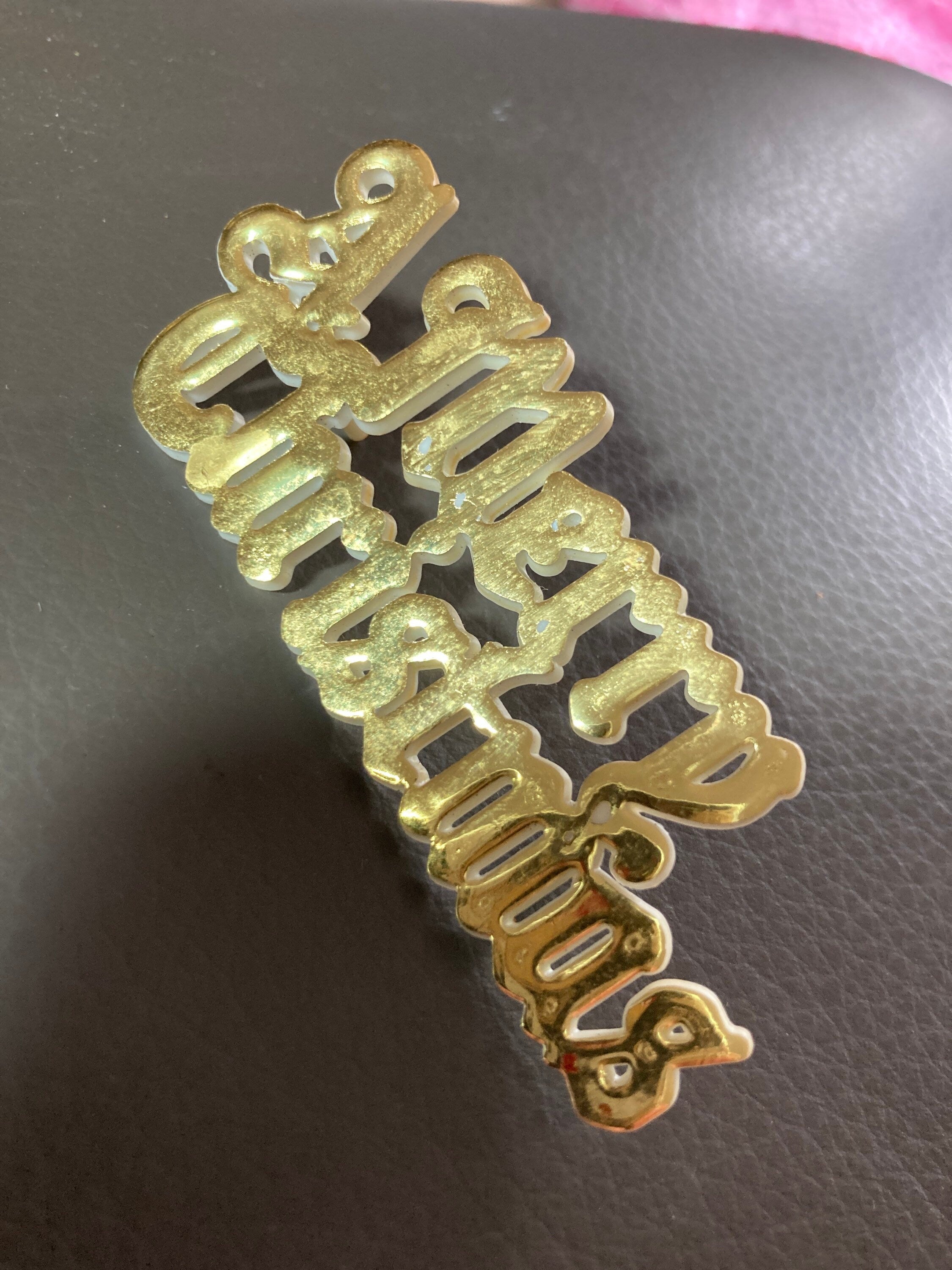 Vintage MERRY CHRISTMAS gold plastic stand up cake topper