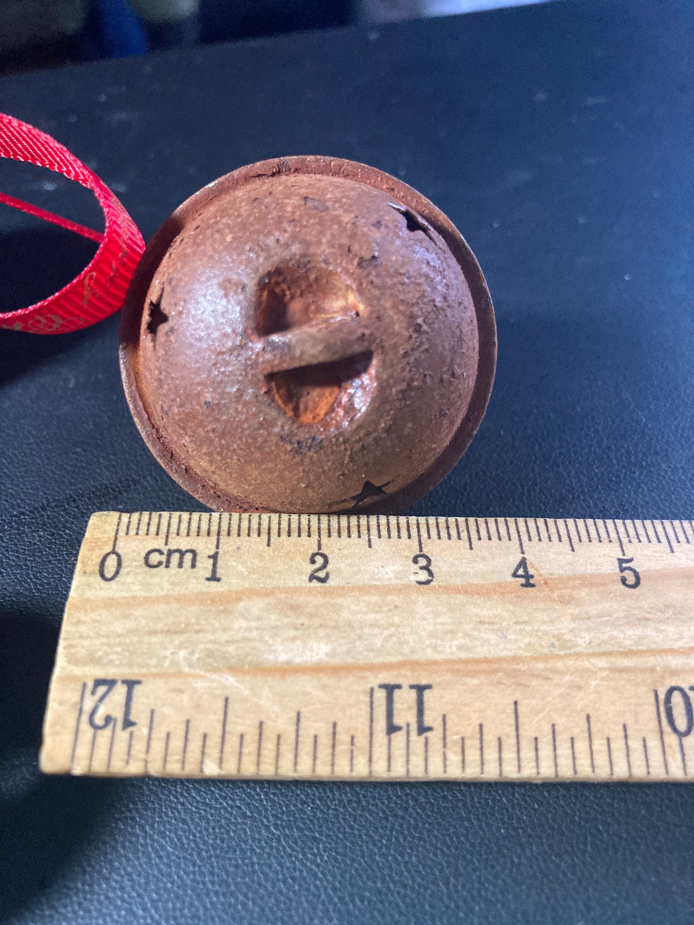 3 Rusty Brass Jingle Bells: 3.5cm Christmas Craft Bells