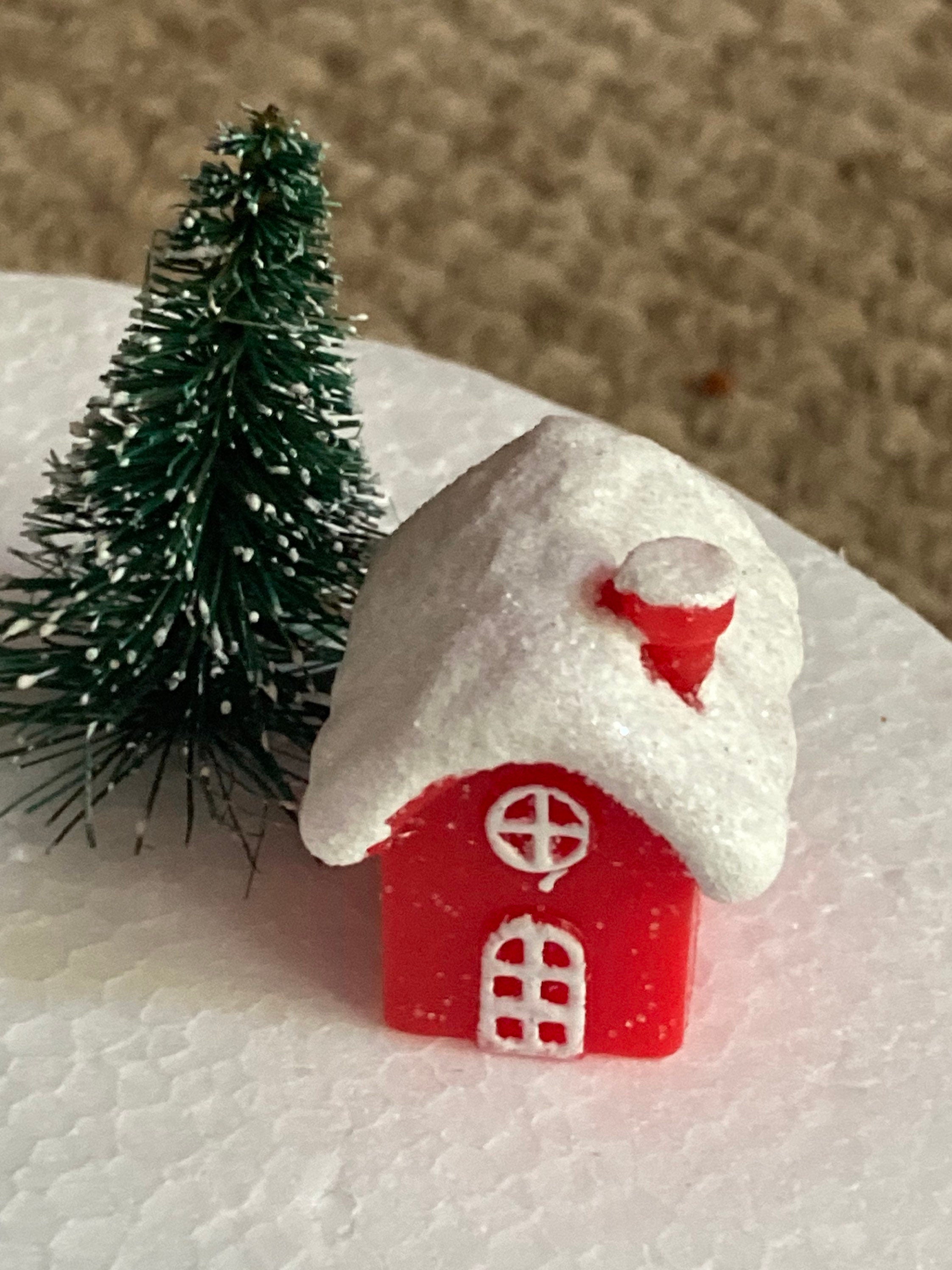 new 1 x miniature plastic red chalet house Christmas cake topper