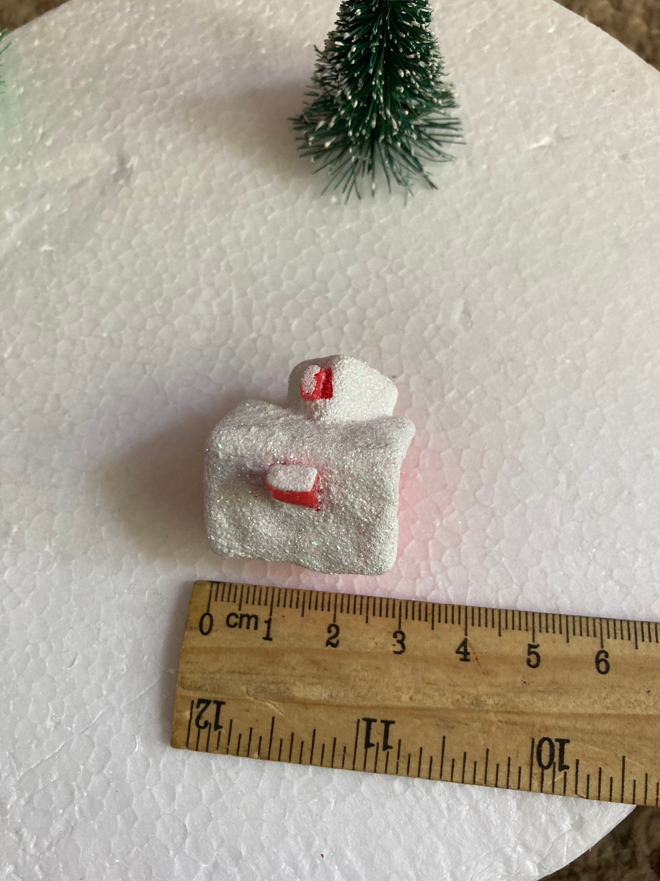 new 1 x miniature plastic red chalet house Christmas cake topper
