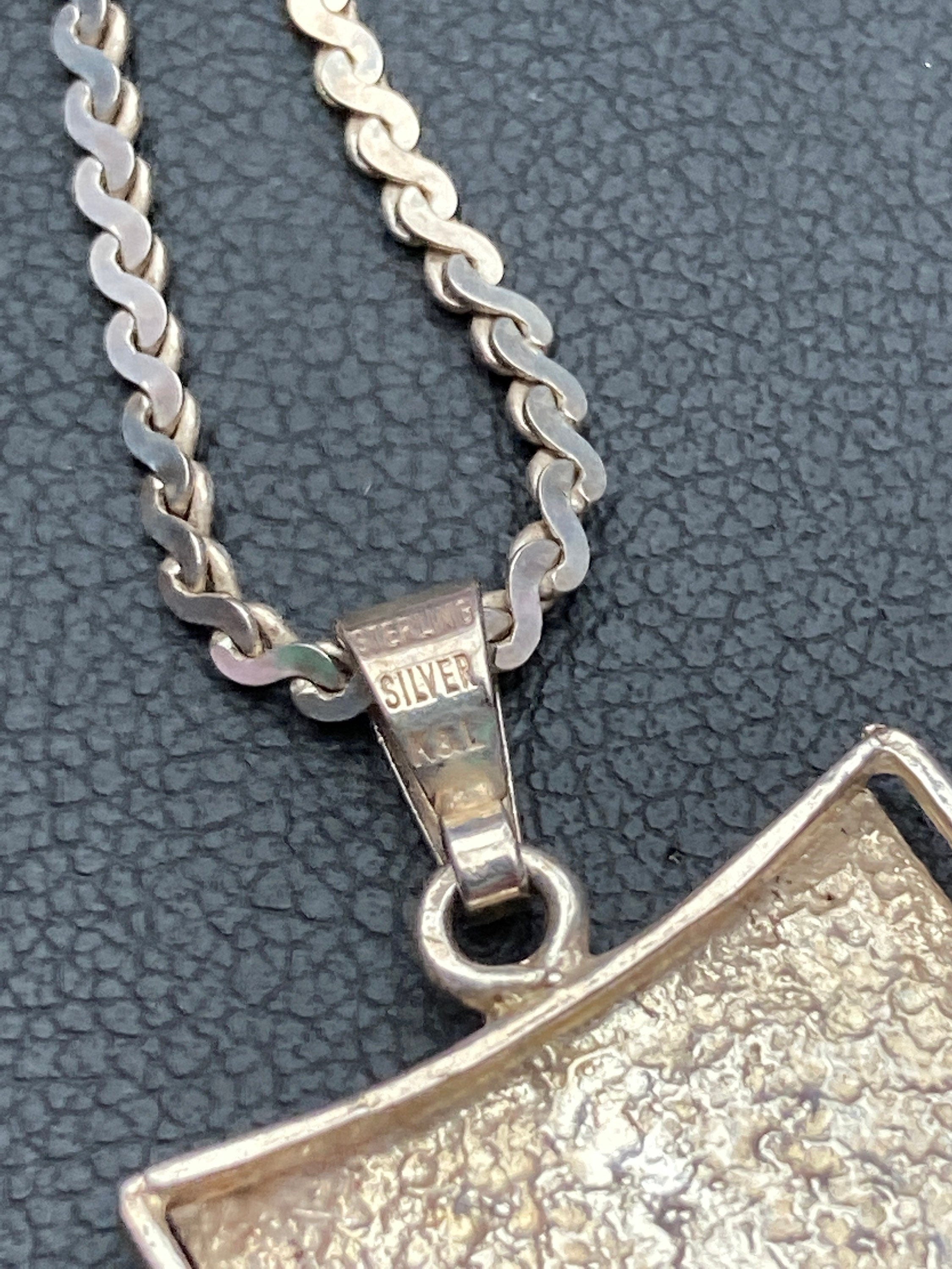 Signed K&L Sterling silver 925 modernist abstract pendant necklace