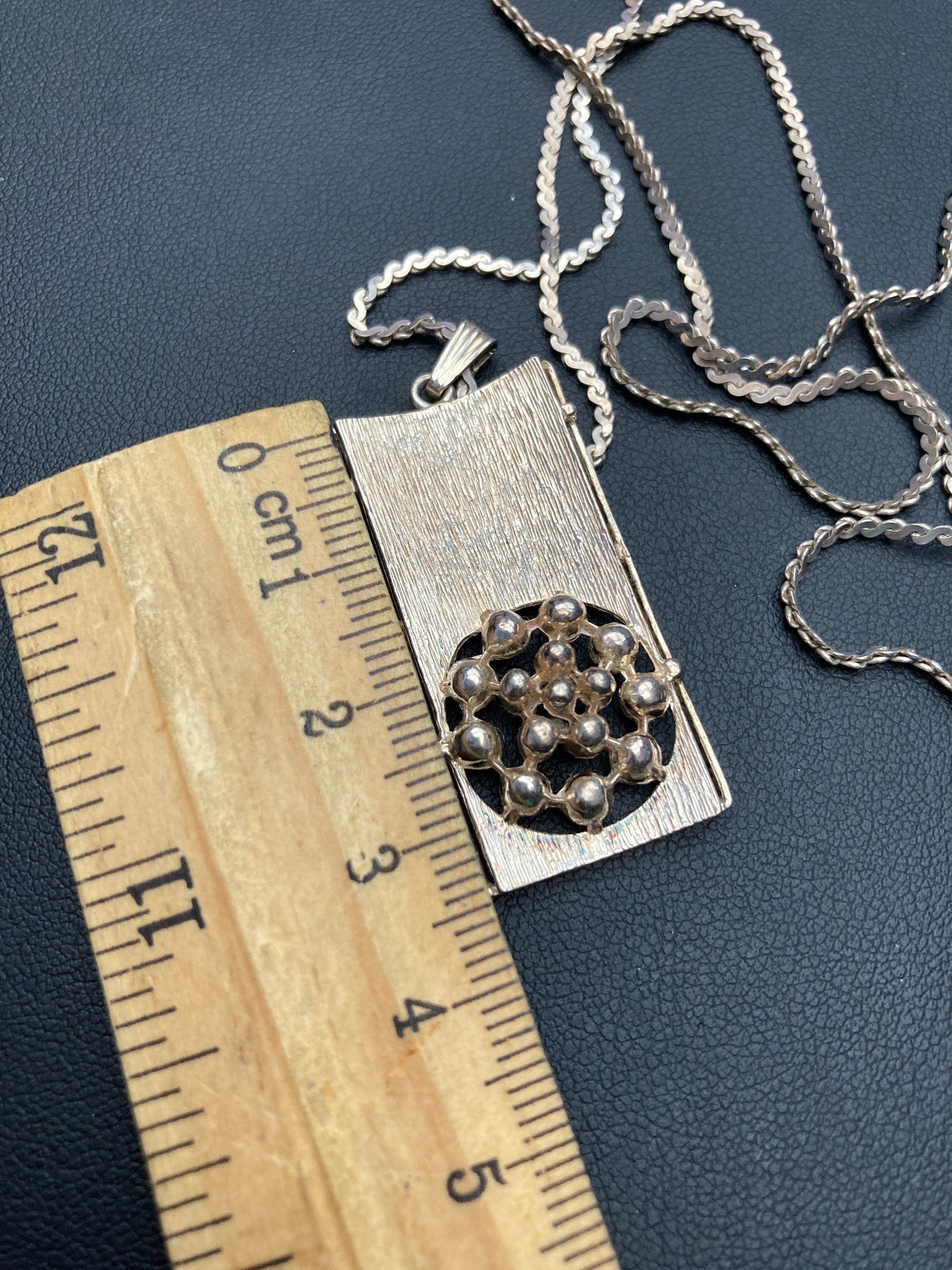 Signed K&L Sterling silver 925 modernist abstract pendant necklace