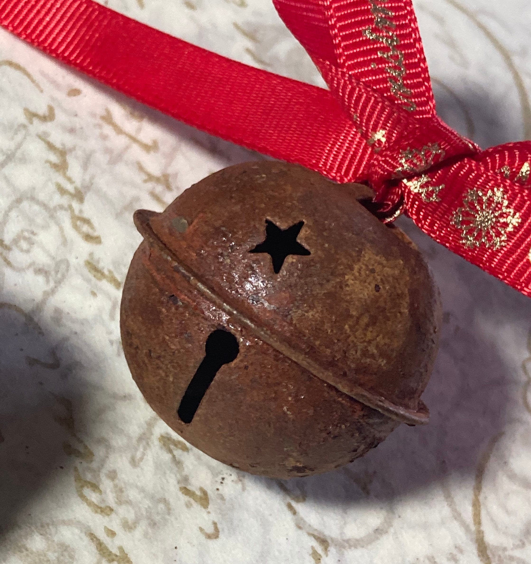 3 Rusty Brass Jingle Bells: 3.5cm Christmas Craft Bells