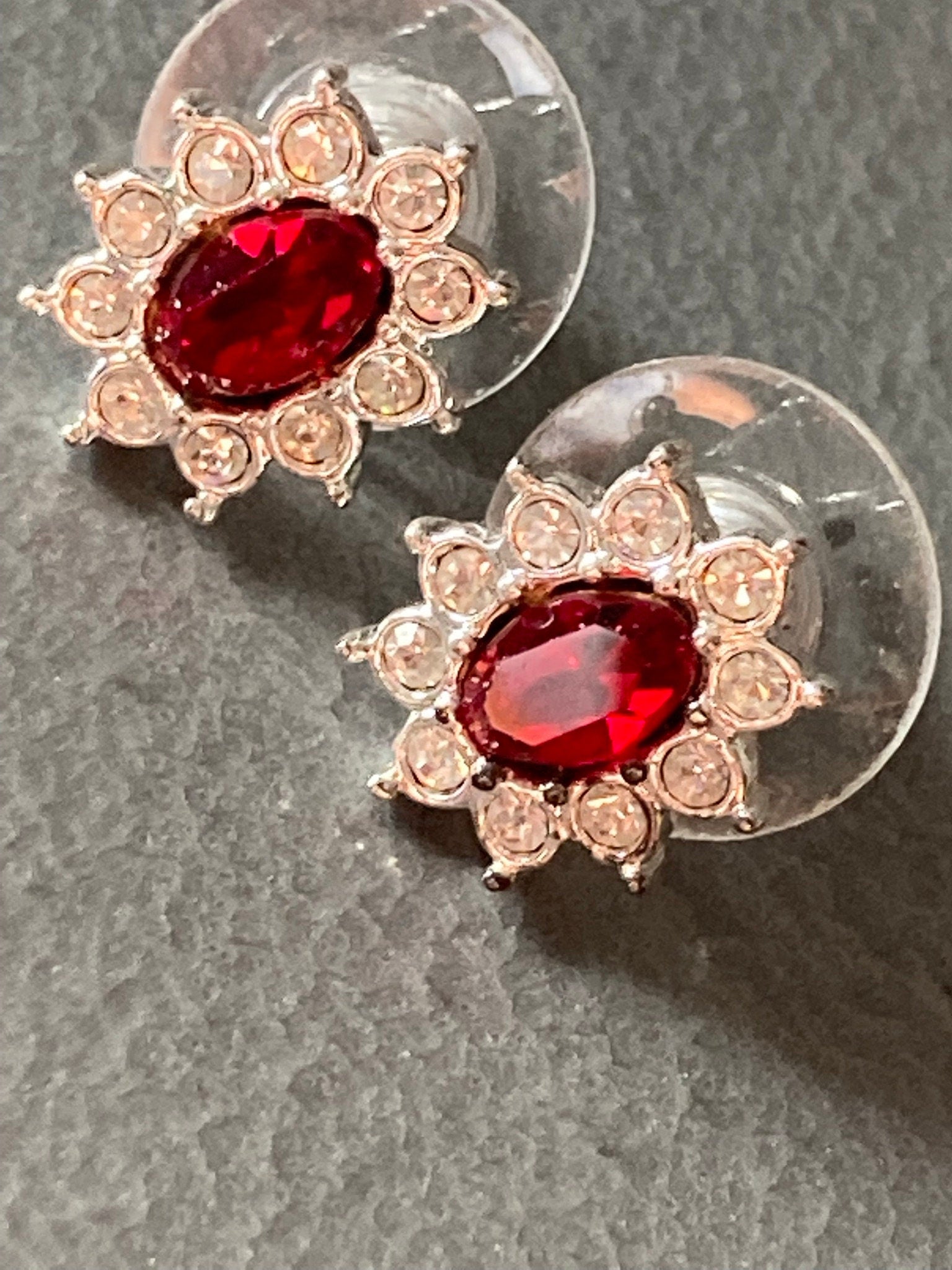 Vintage Ruby Red & clear Glass Rhinestone Diamanté small stud Earrings