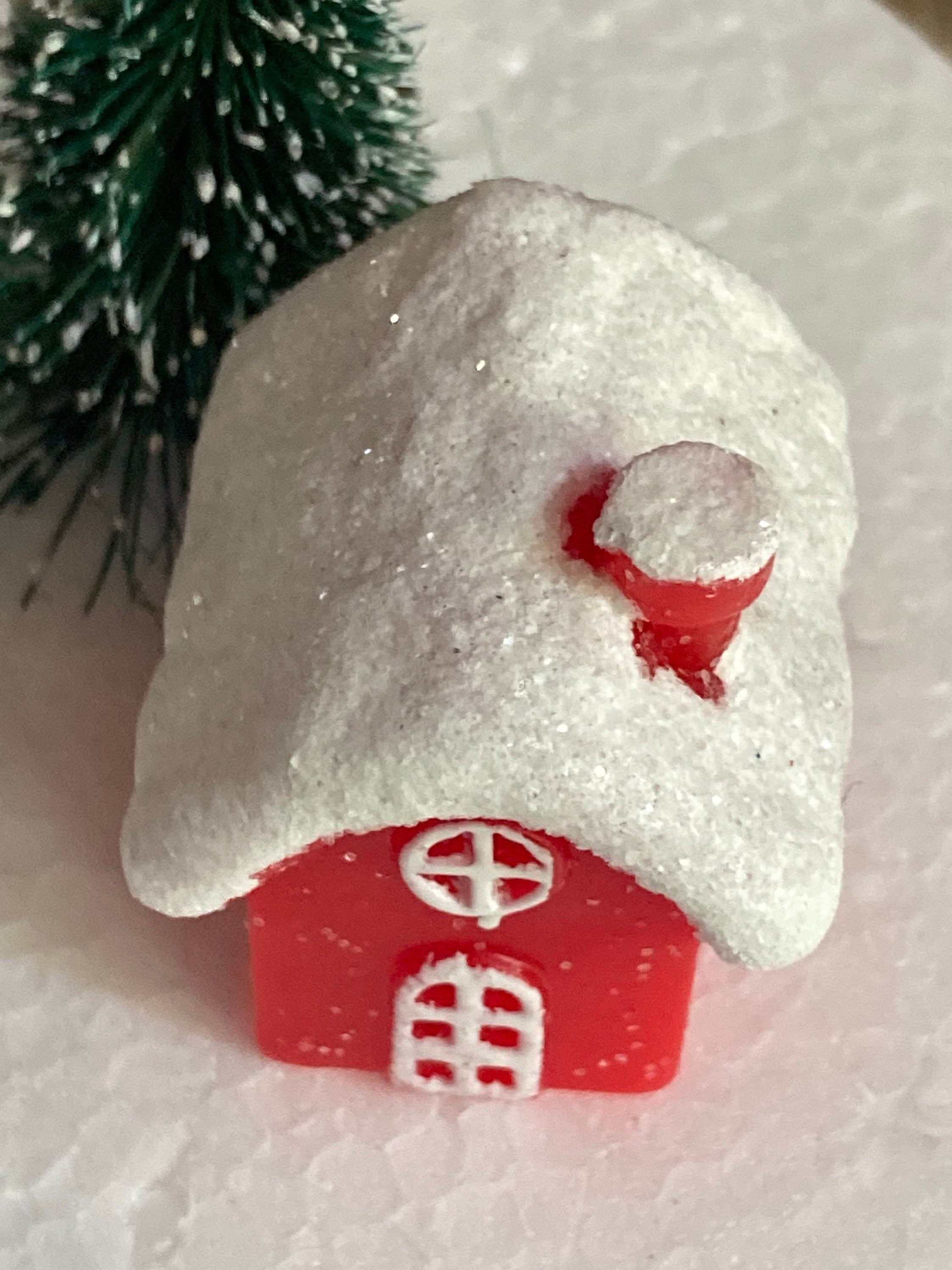 new 1 x miniature plastic red chalet house Christmas cake topper